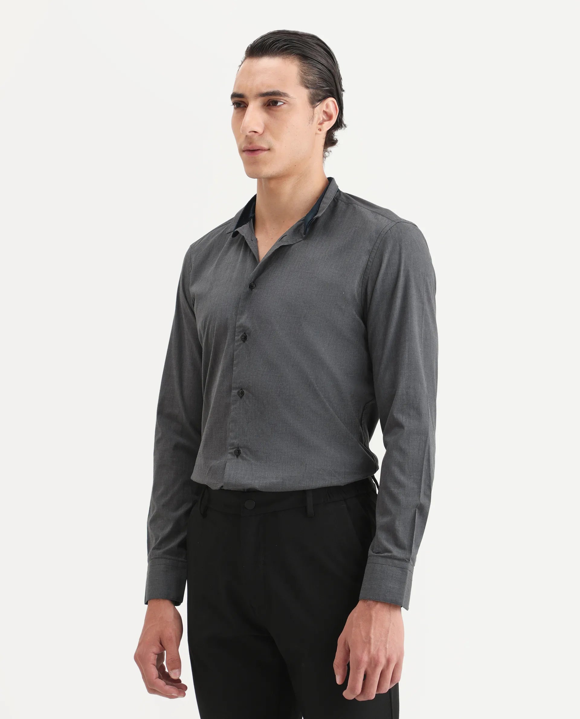 Rare Rabbit Men's Fritz Black Cotton Plain Regular Fit Full Sleeve Mandarin Collar Shirt