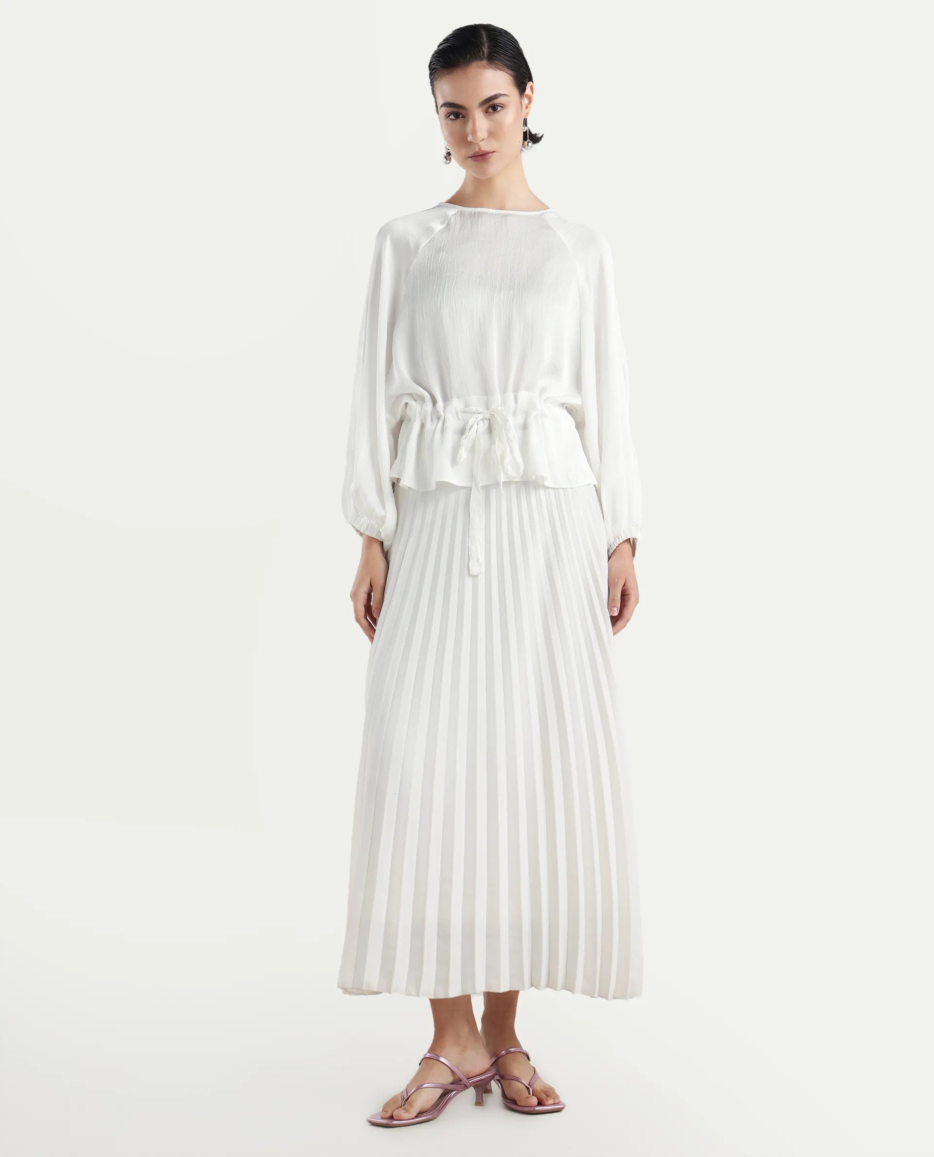 Rareism Women's Lenze White Polyester Boat Neck Plain Volume Sleeve Oversized Top