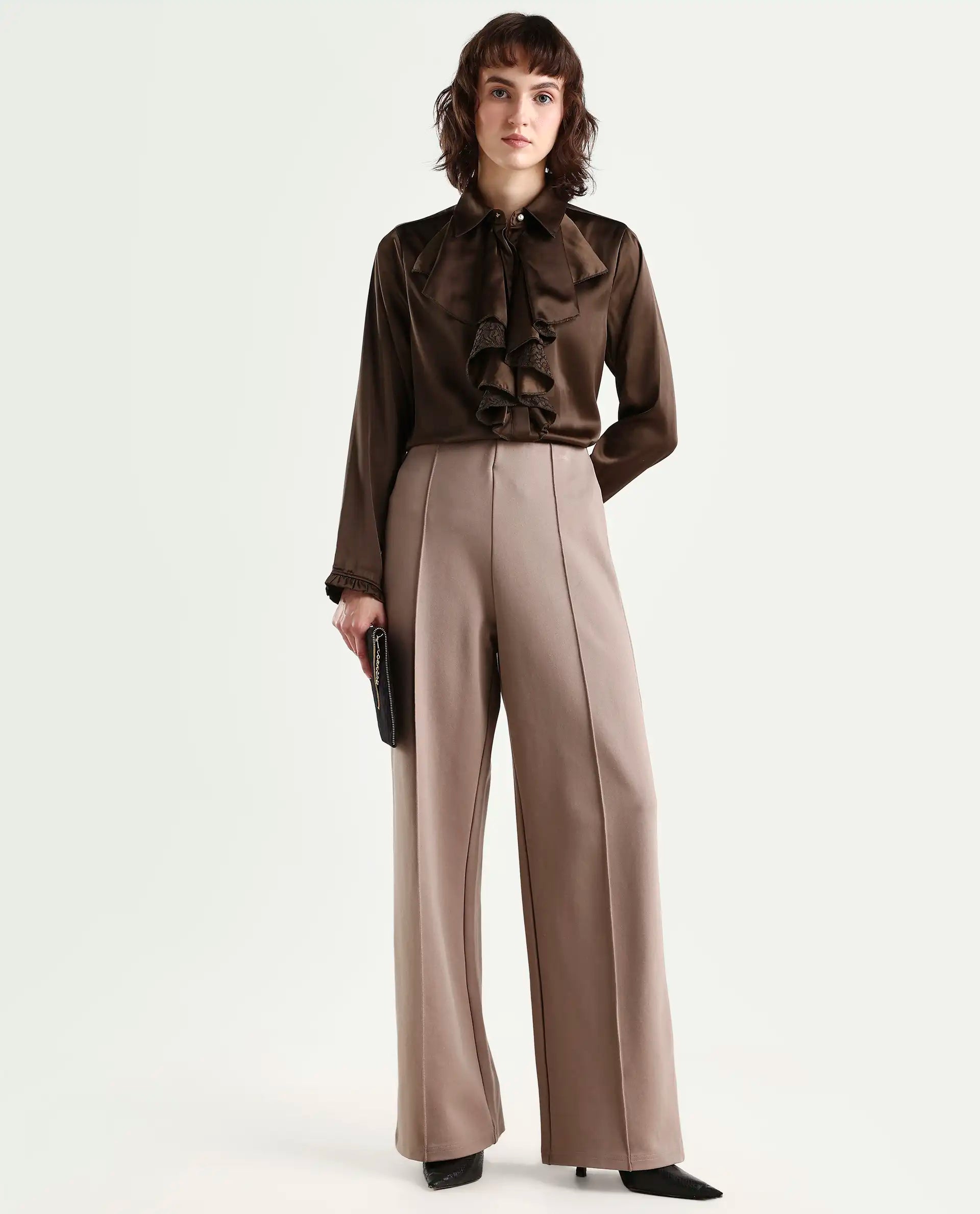 Rareism Women's Uitson Dark Olive Polyester Sweetheart Neck Plain Raglan Sleeve Relaxed Fit Top