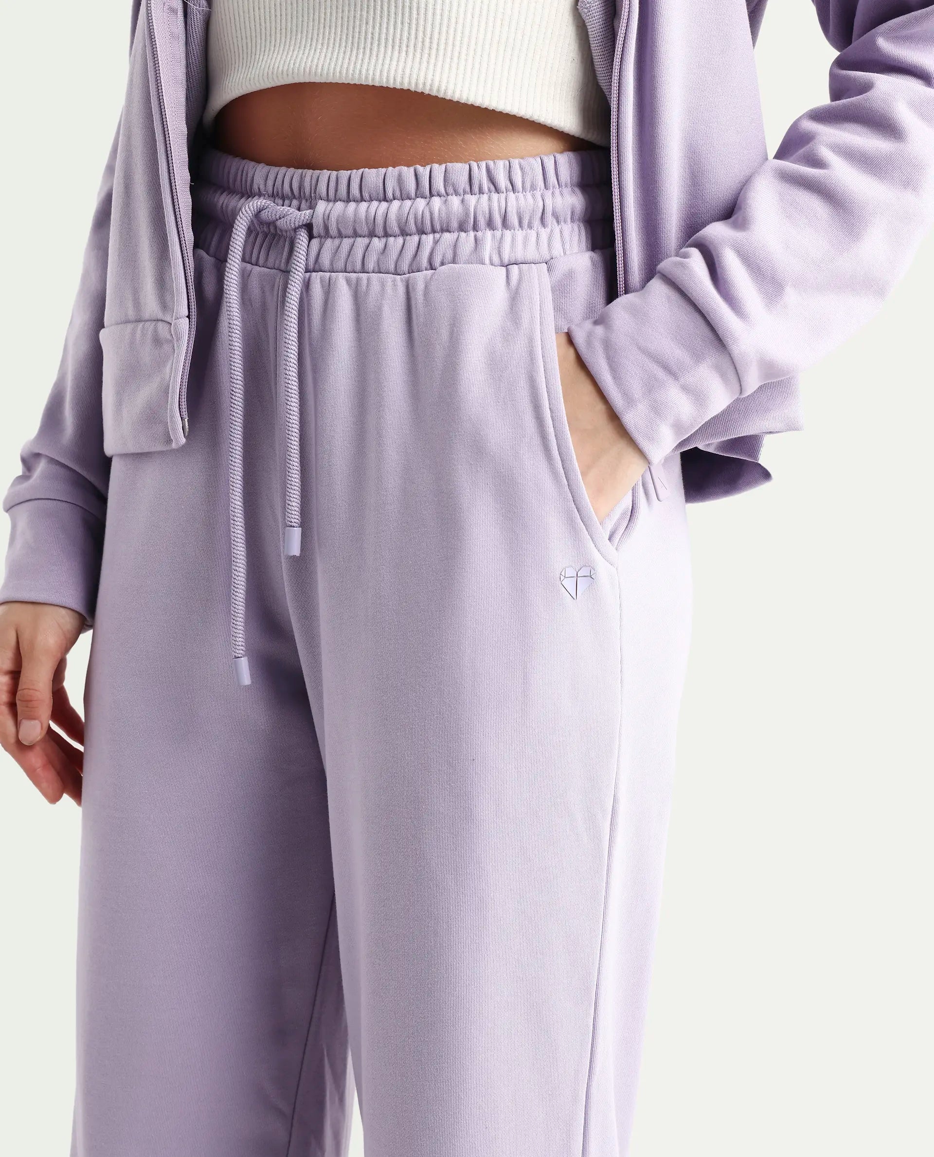 Rareism Women's Pazoo T Pastel Purple Cotton Blend Plain Ankle Length Flared Track Pant