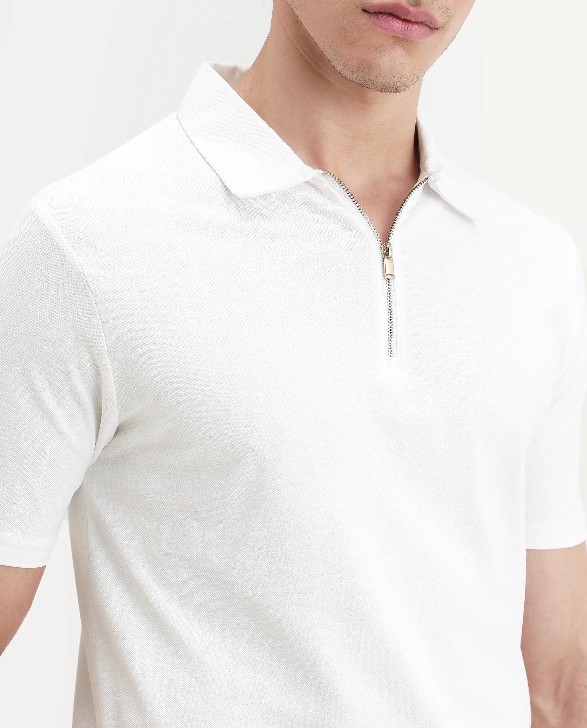 Rare Rabbit Men's Guild Casual Prin 1 White Cotton Blend Plain Regular Fit Half Sleeve Polo