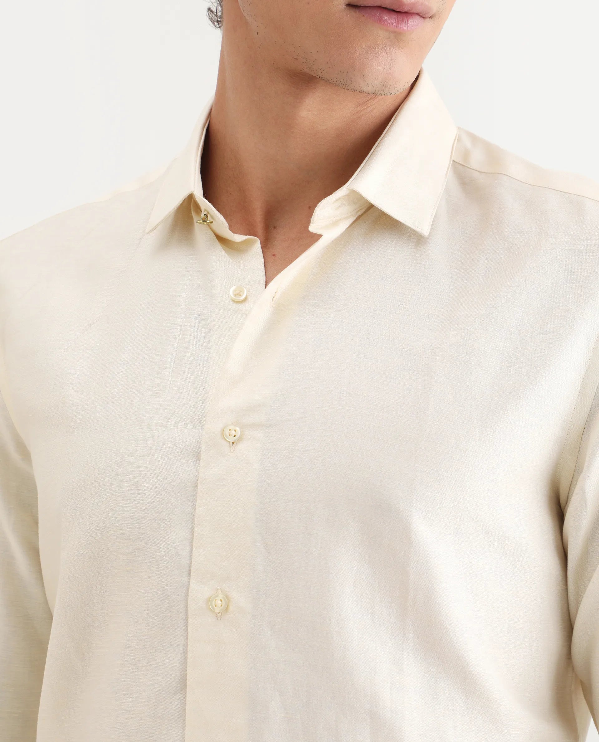 Rare Rabbit Men's Silken Pastel Yellow Linen Blend Plain Regular Fit Full Sleeve Collared Shirt