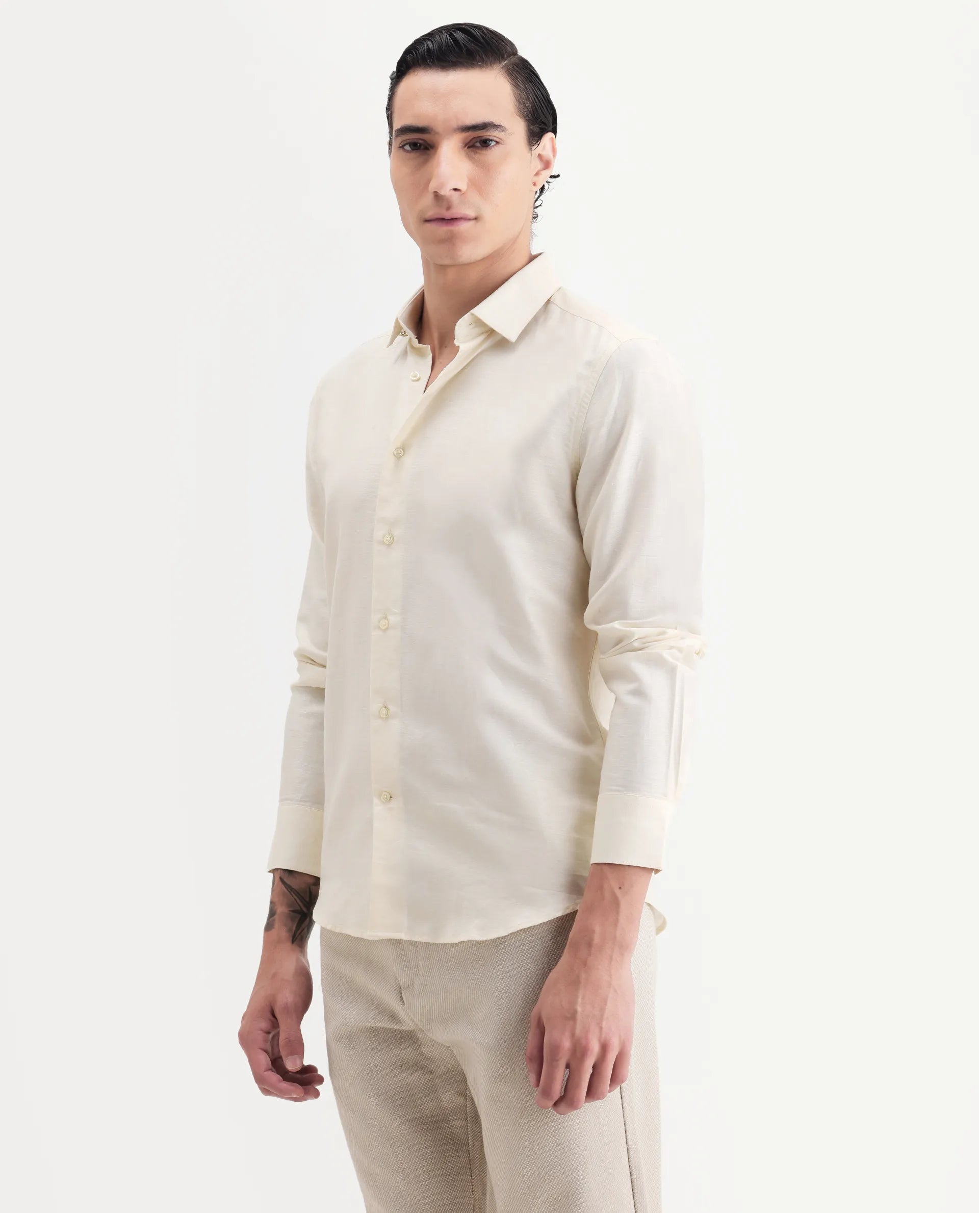 Rare Rabbit Men's Silken Pastel Yellow Linen Blend Plain Regular Fit Full Sleeve Collared Shirt