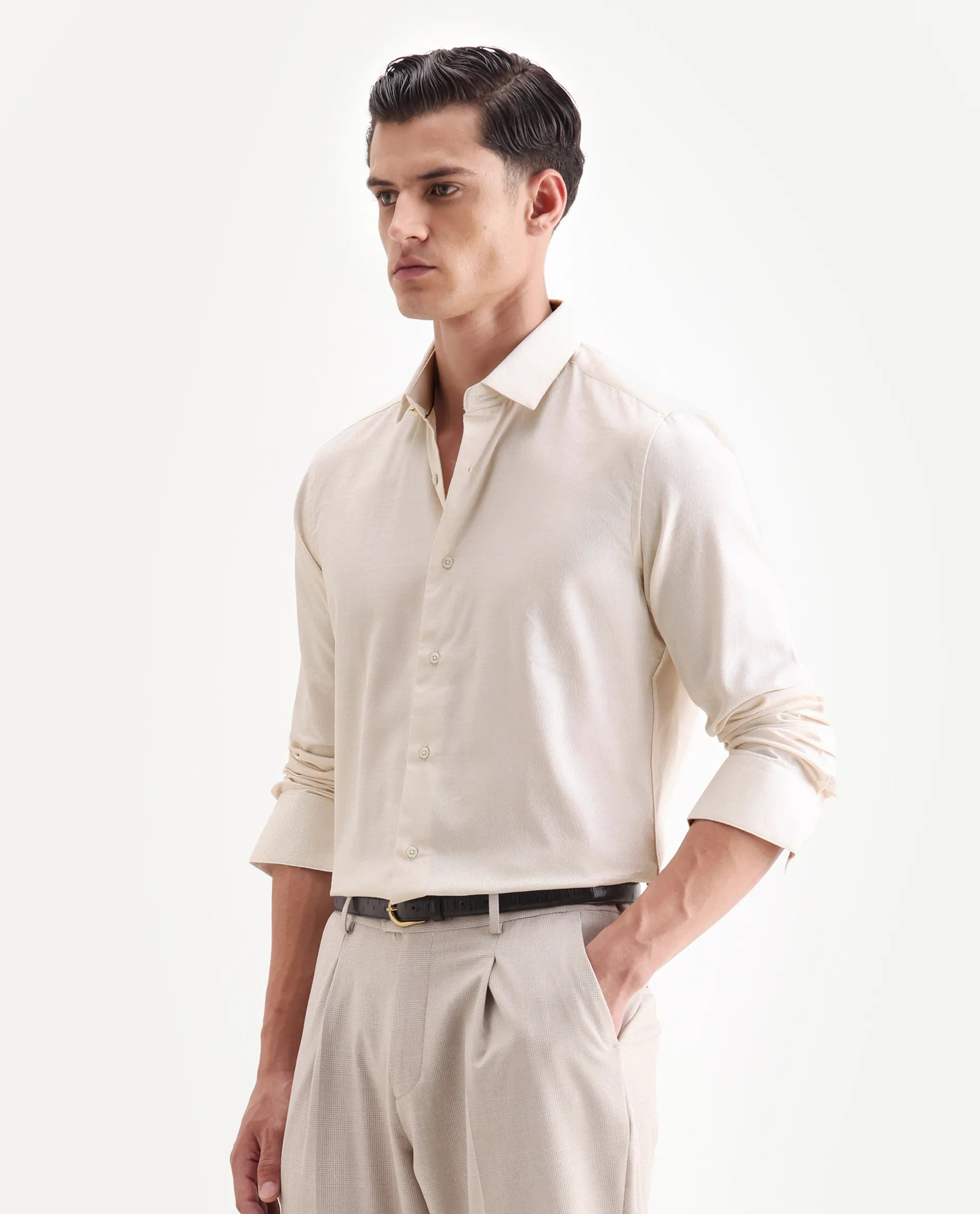 Rare Rabbit Men's Veloc Off White Cotton Plain Regular Fit Full Sleeve Collared Shirt