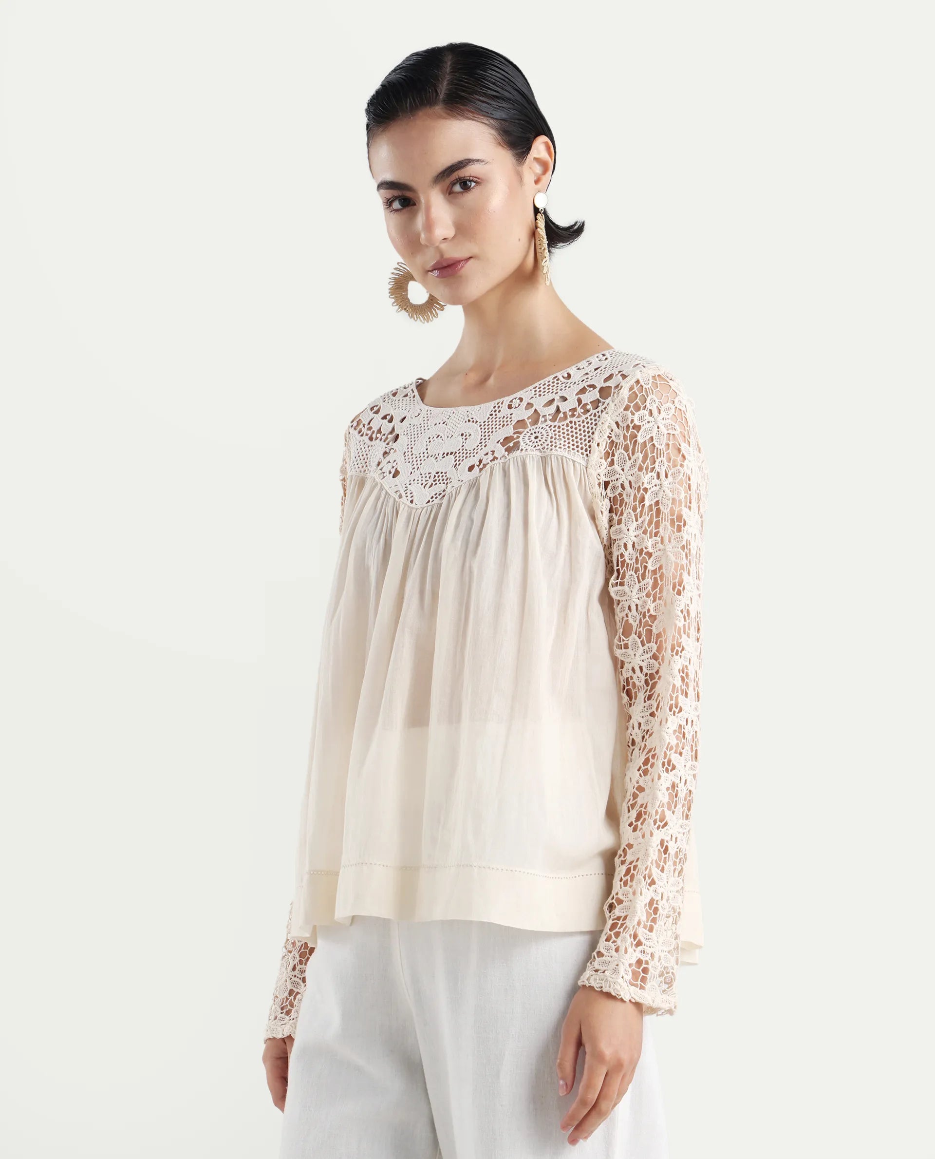 Rareism Women's Nora Light White Crew Neck Plain Raglan Sleeve Relaxed Fit Top