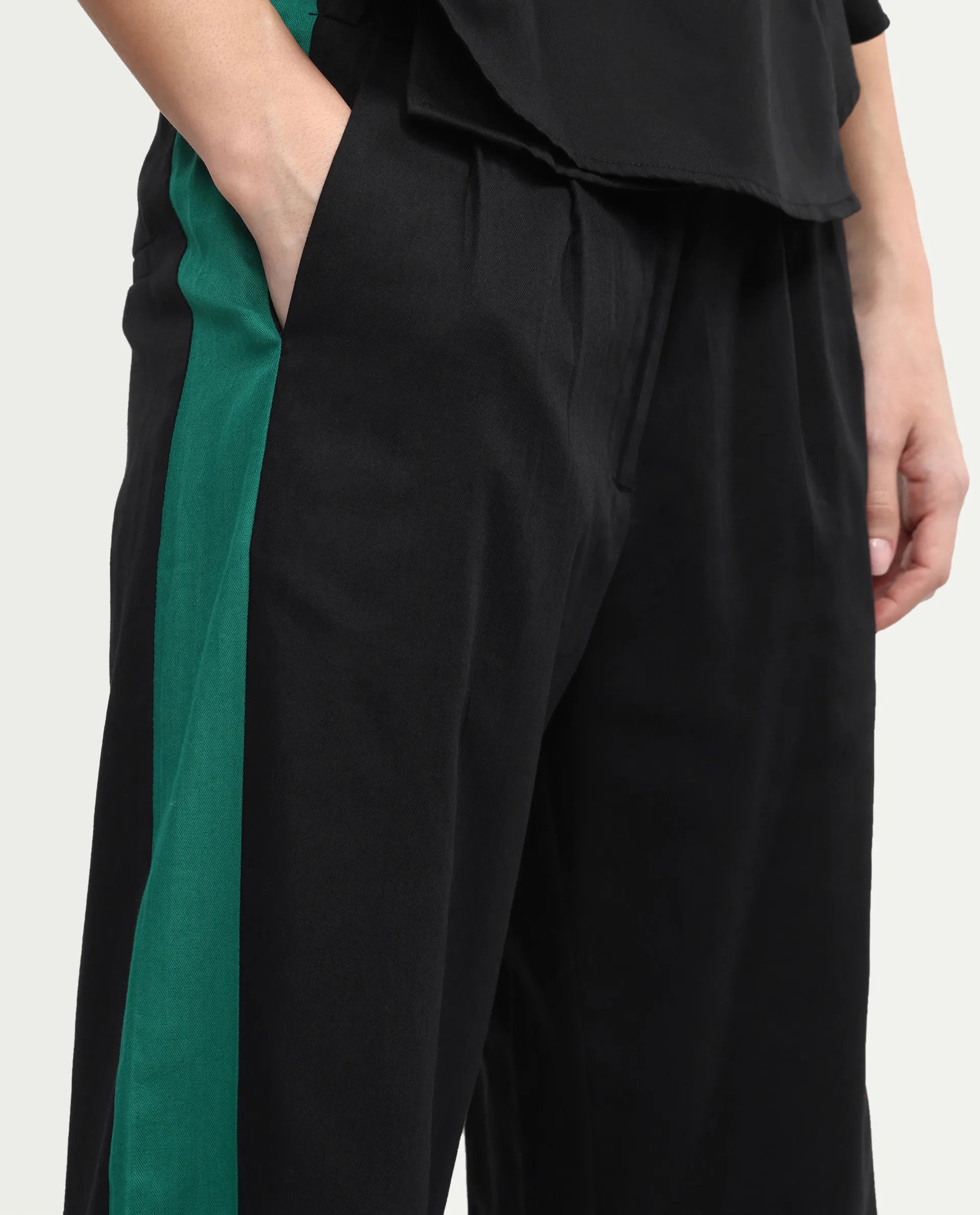 Rareism Women's Caruana-B Black Cotton Color Block Ankle Length Straight Fit Trouser