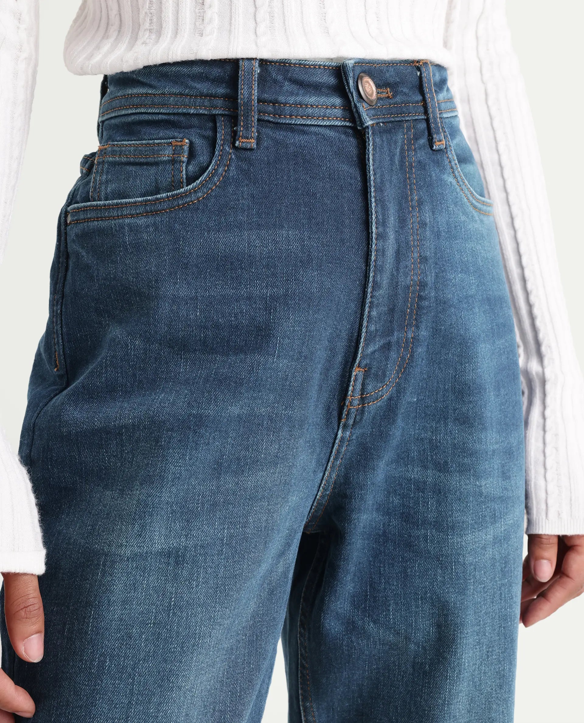 Rareism Women's Loreto Blue Cotton Blend Plain Ankle Length Mom Fit Jeans