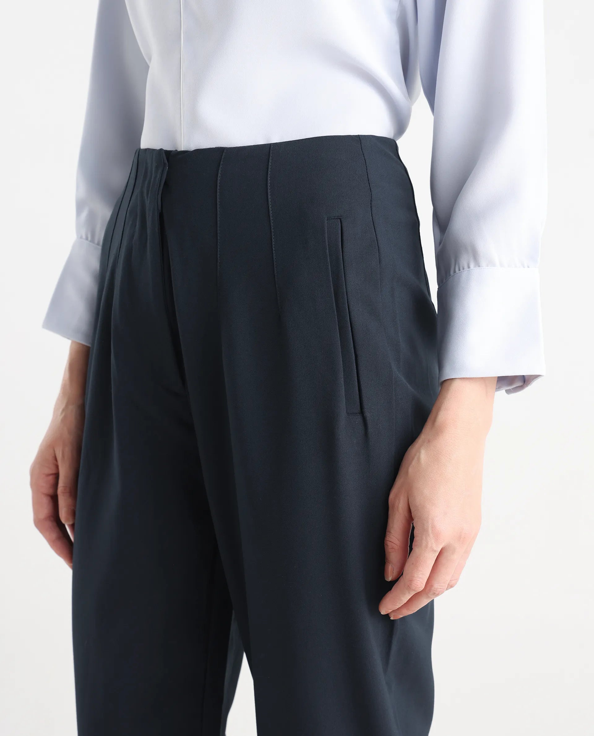 Rareism Women's Thompson Navy Cotton Plain Ankle Length Tapered Trouser