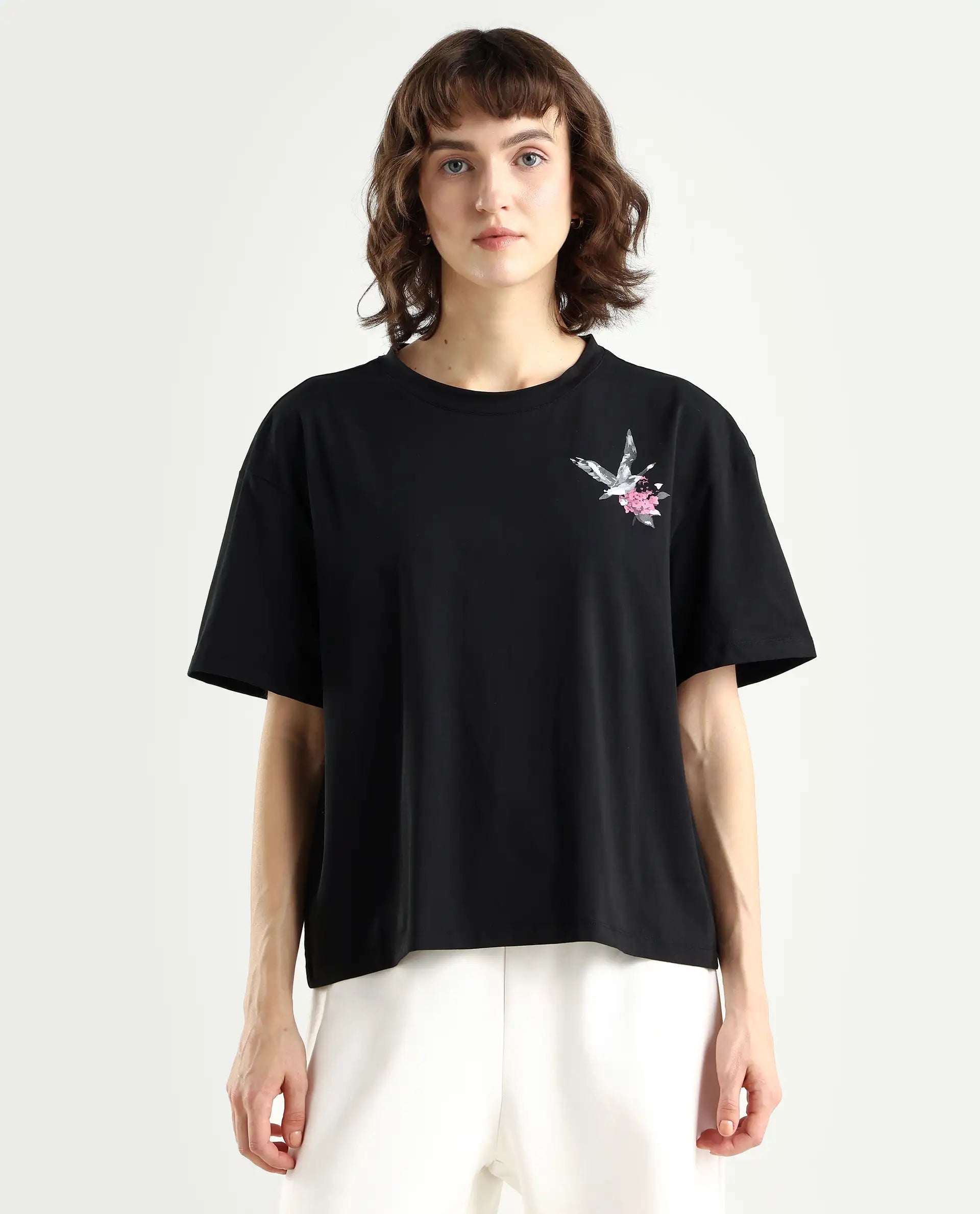 Rareism Women's Birdy Black Cotton Blend Crew Neck Graphic Print Boxy Fit T-Shirt