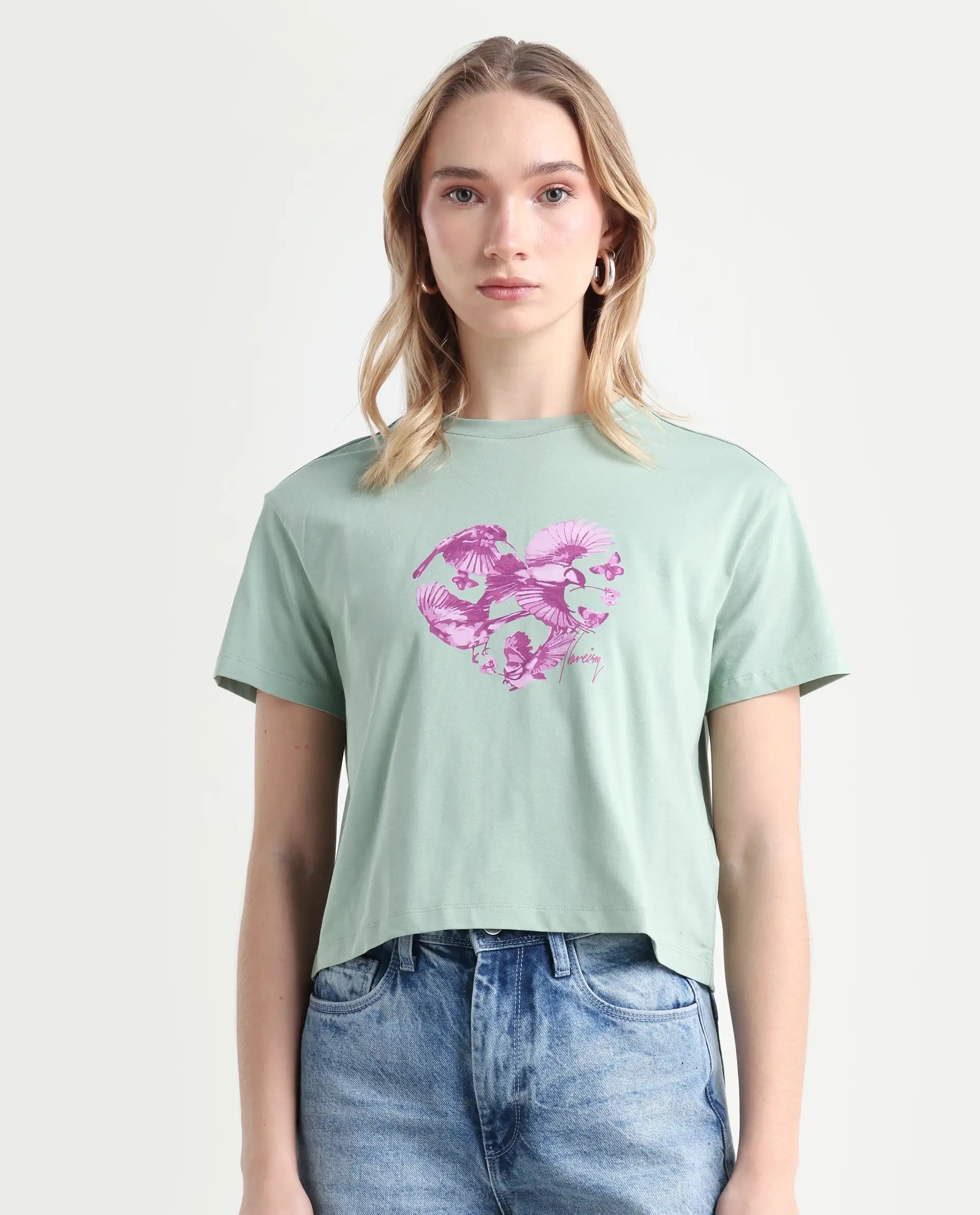 Rareism Women's Sydent Green Cotton Blend Crew Neck Graphic Print Crop Regular Fit T-Shirt