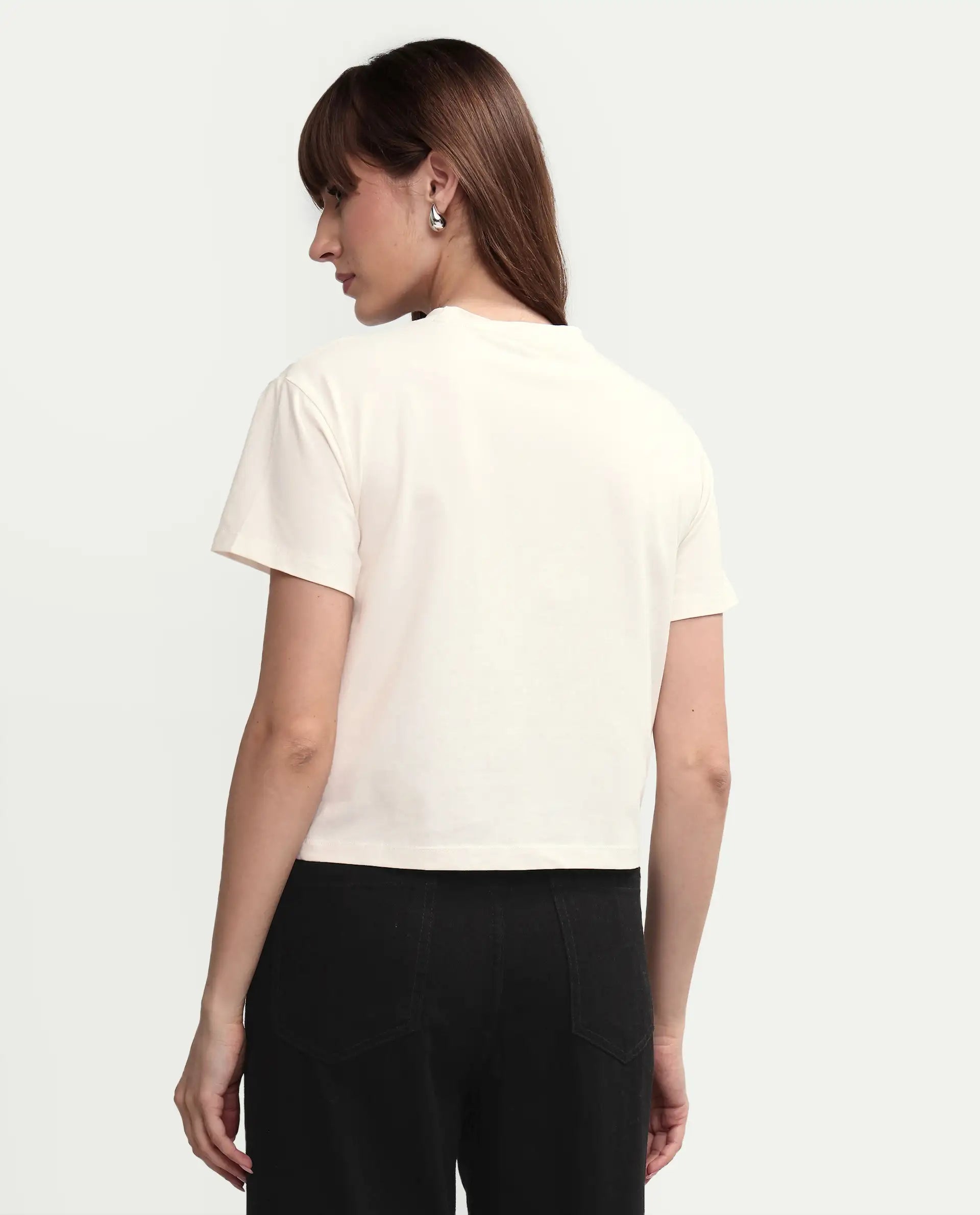 Rareism Women's Strankle Off White Cotton Blend Crew Neck Graphic Print Crop Regular Fit T-Shirt