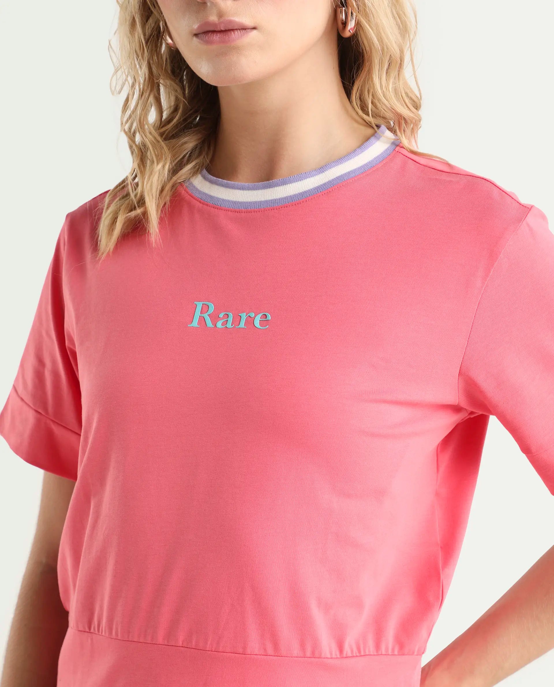 Rareism Women's Eliza Peach Cotton Blend Crew Neck Graphic Print Regular Fit T-Shirt