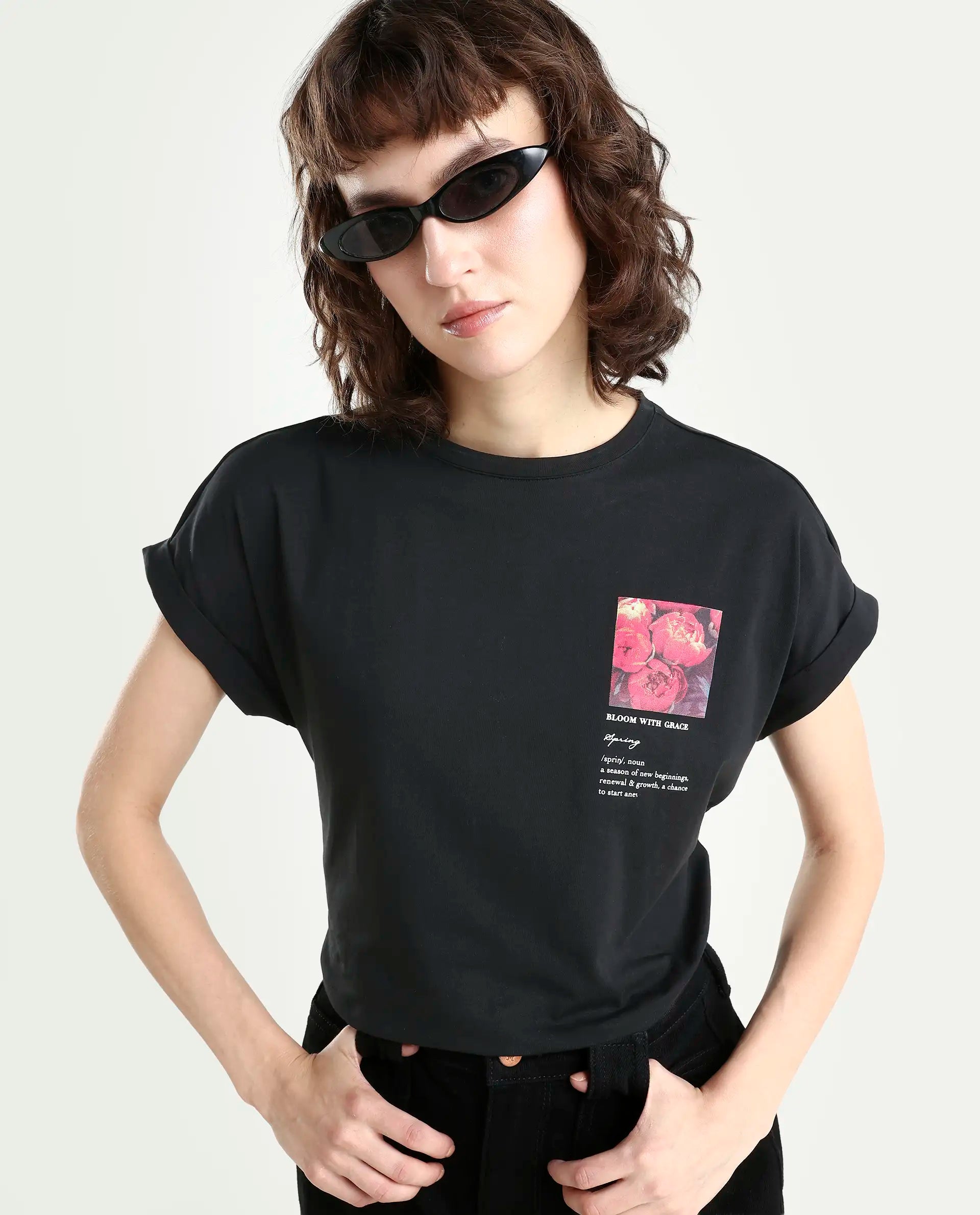 Rareism Women's Poctri Black Cotton Blend Crew Neck Graphic Print Extended Sleeves Regular Fit T-Shirt