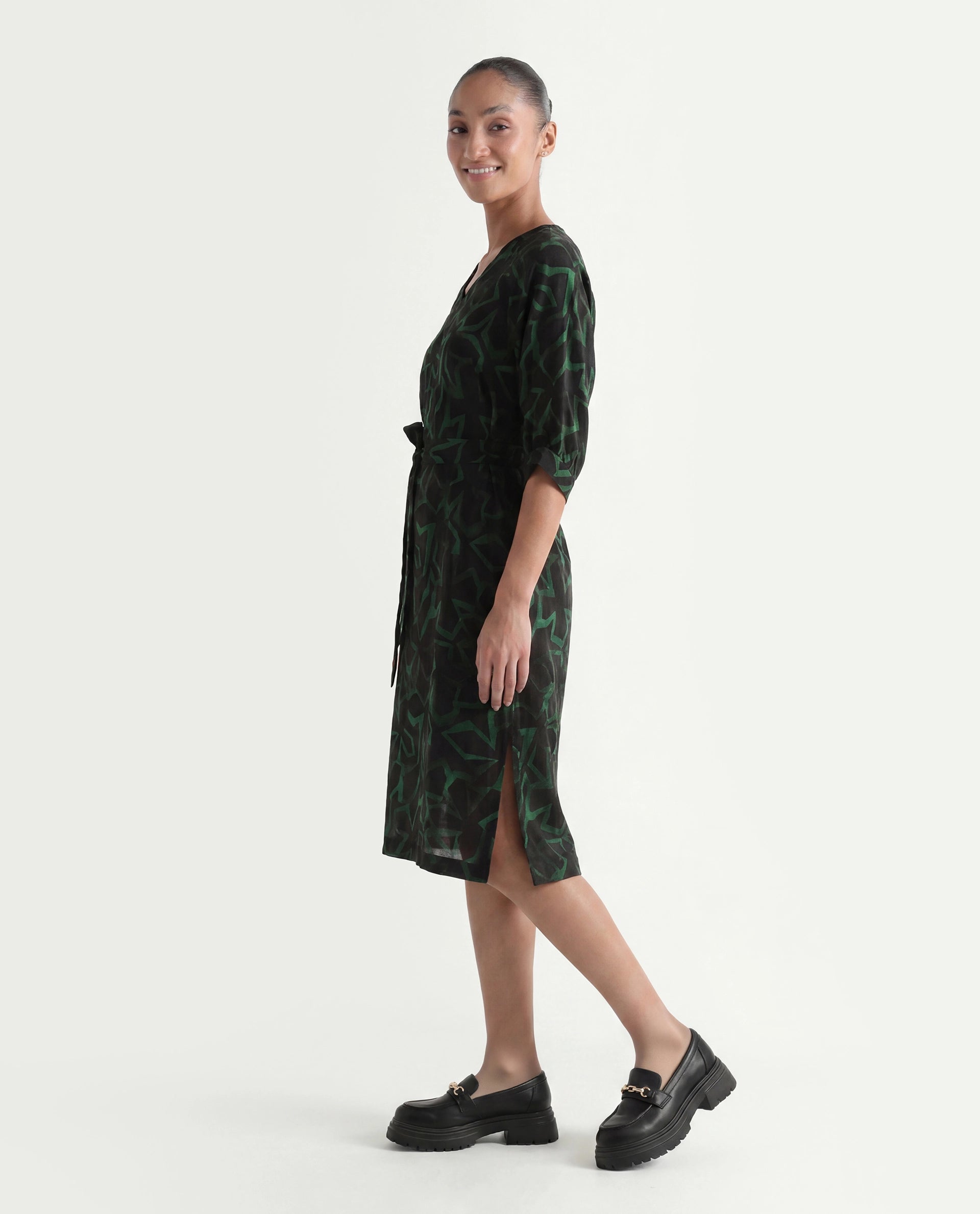 Rareism Women's Feray Dark Black Linen V-Neck Geometric Print Bishop Sleeve Midi A-Line Dress