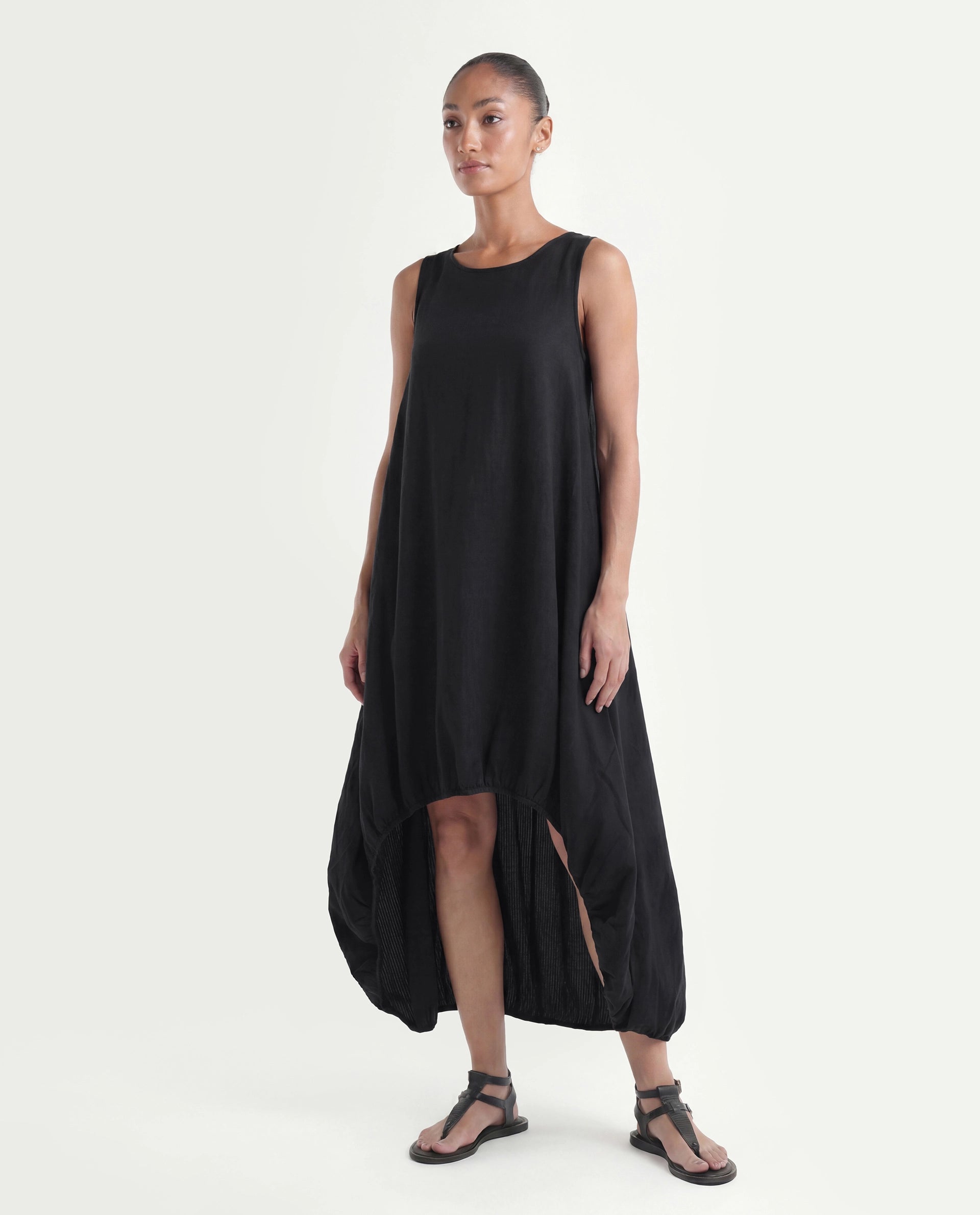 Rareism Women's Zakura Black Cotton Crew Neck Striped Sleeveless Maxi Balloon Dress