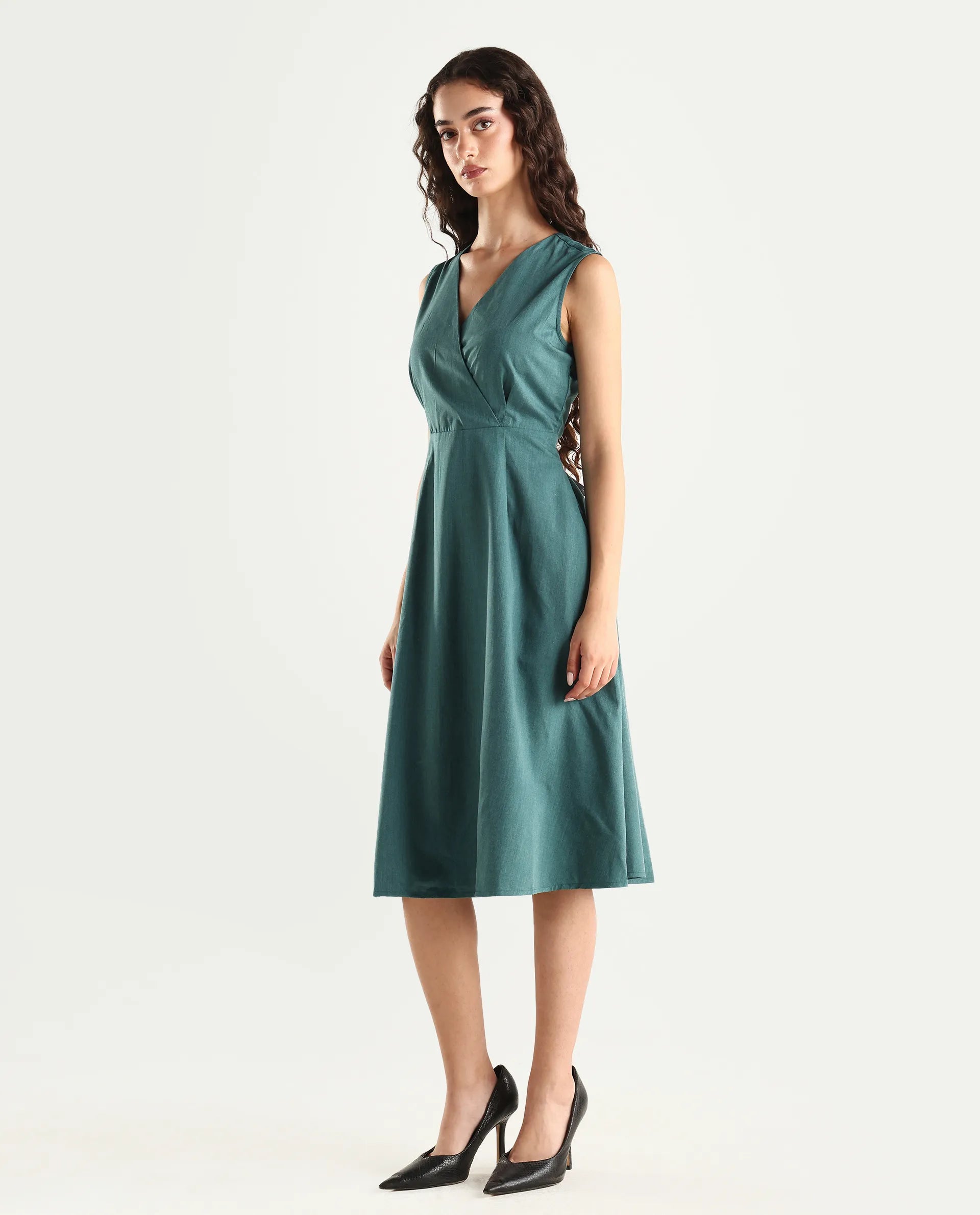 Rareism Women's Valmode Green Polyester Blend Overlap Neck Plain Sleeveless Midi Fit And Flare Dress