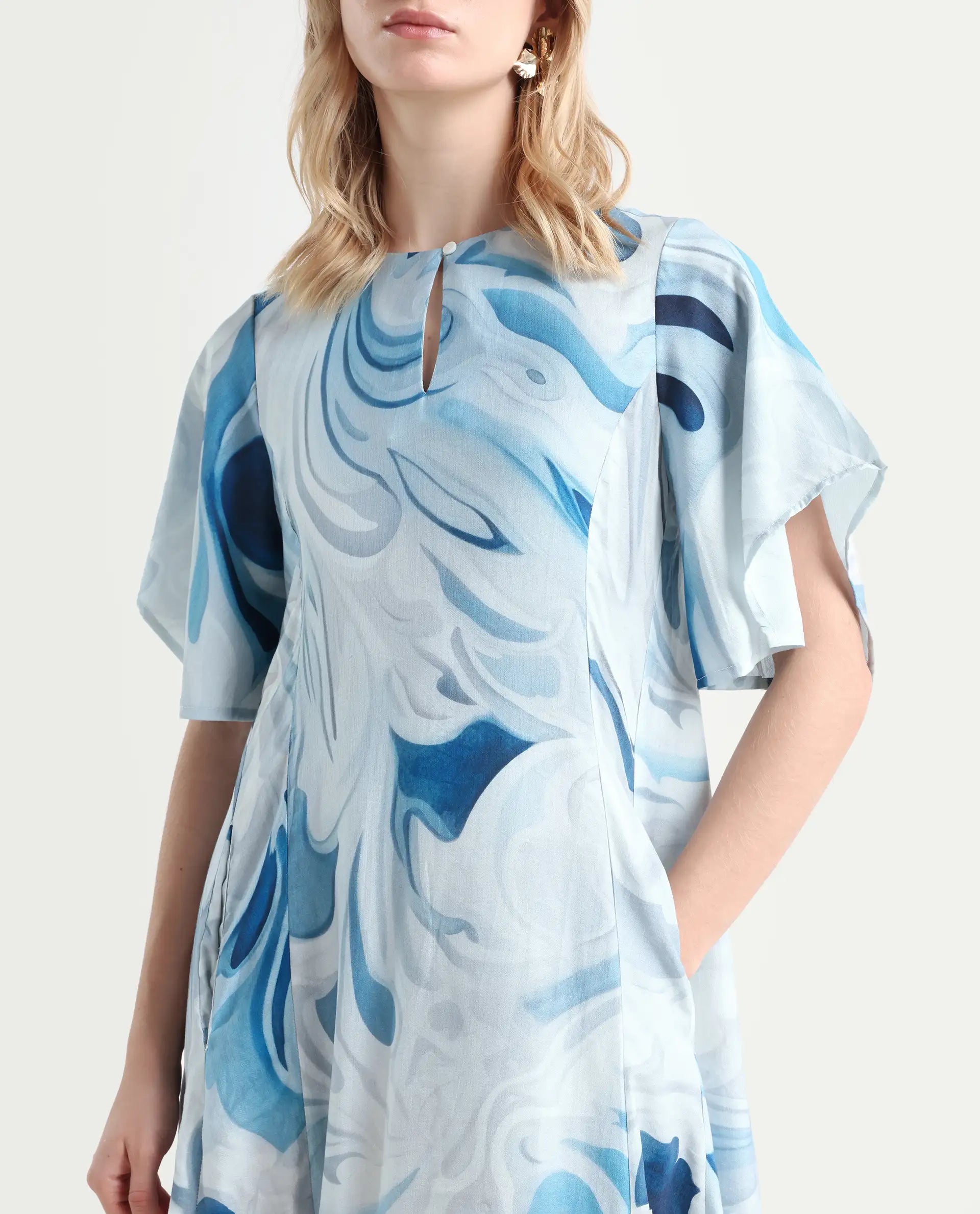 Rareism Women's Pesto Light Blue Viscose Blend V-Neck Abstract Print Midi Balloon Dress