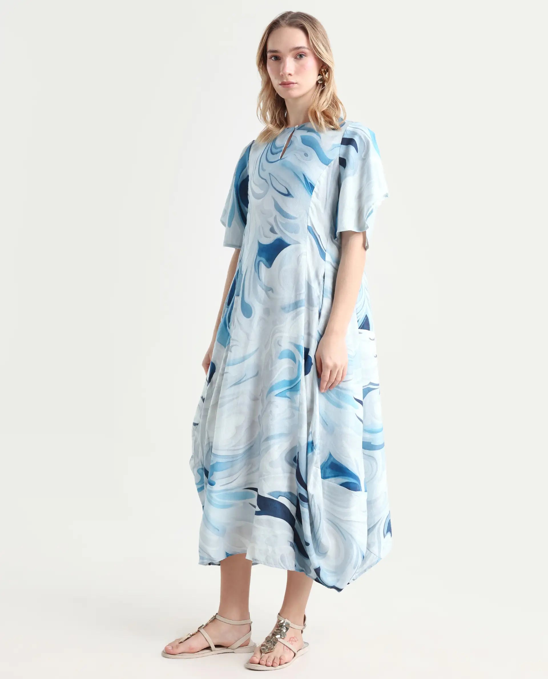 Rareism Women's Pesto Light Blue Viscose Blend V-Neck Abstract Print Midi Balloon Dress