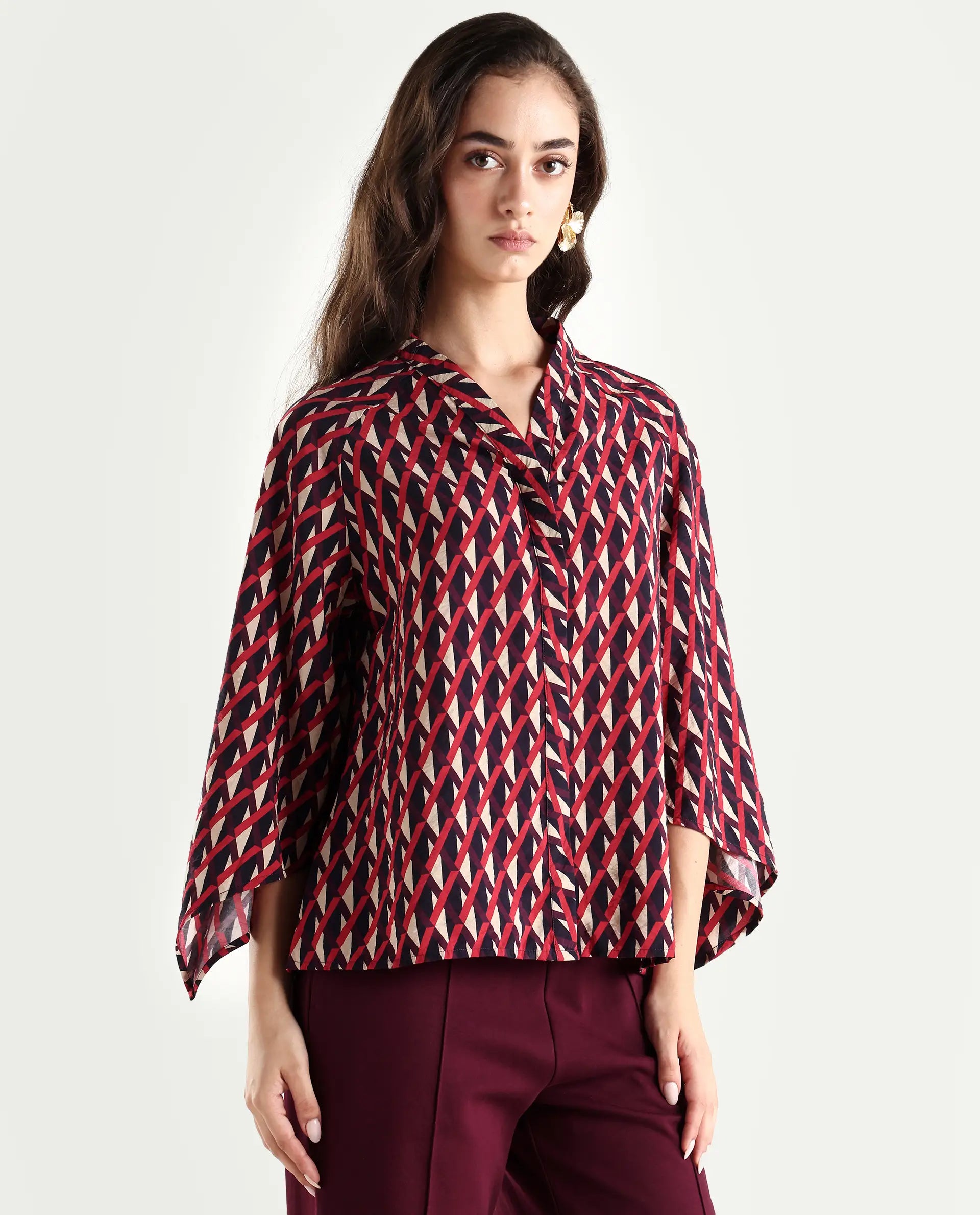 Rareism Women's Palin Dark Multi Nylon Blend V-Neck Geometric Print Raglan Sleeve Regular Fit Top