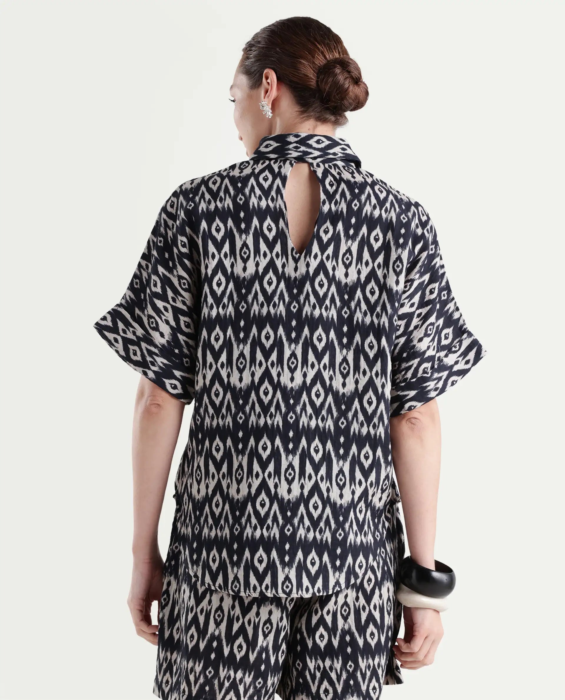 Rareism Women's Sabuto T Black Cotton Blend Drop Collar Geometric Print Boxy Fit Shirt