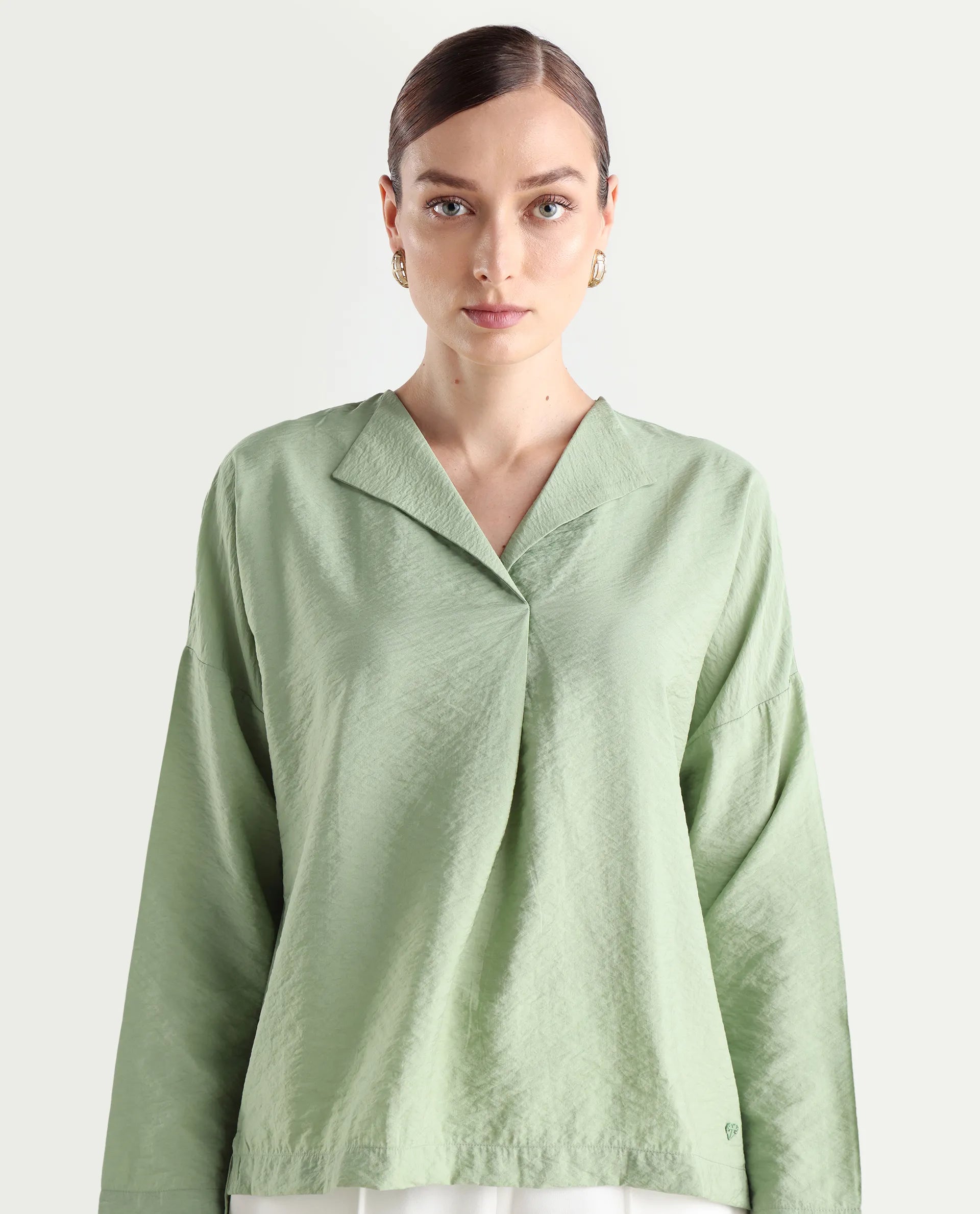 Rareism Women's Drap Green Nylon Blend Lapel Neck Plain Relaxed Fit Top