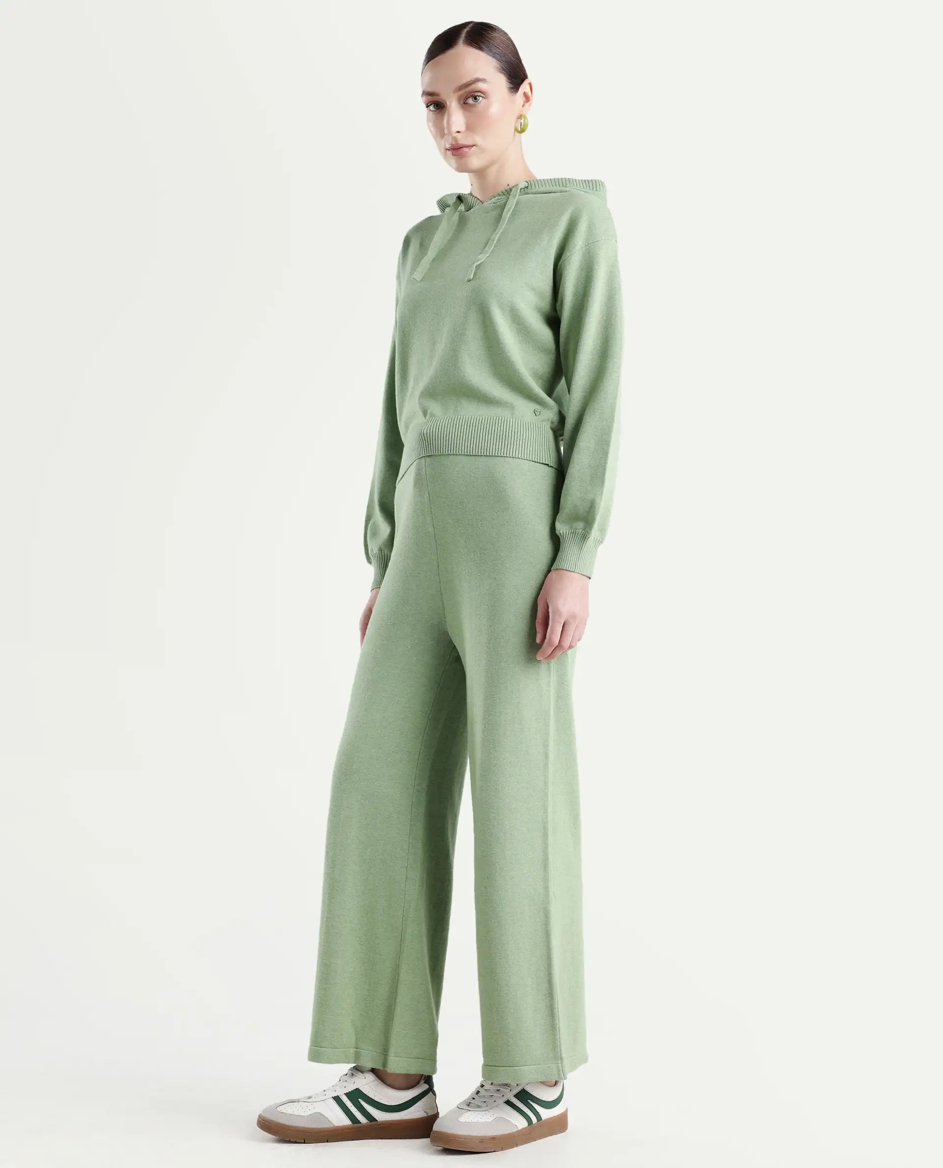 Rareism Women's Finnet B Dusky Green Knit Plain Ankle Length Straight Fit Track Pant