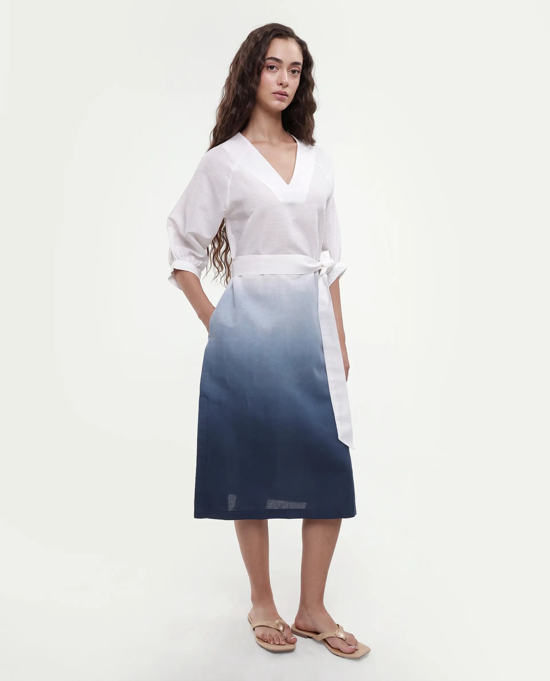 Rareism Women's Algan White Polyester Blend V-Neck Ombre Raglan Sleeve Midi Straight Fit Dress