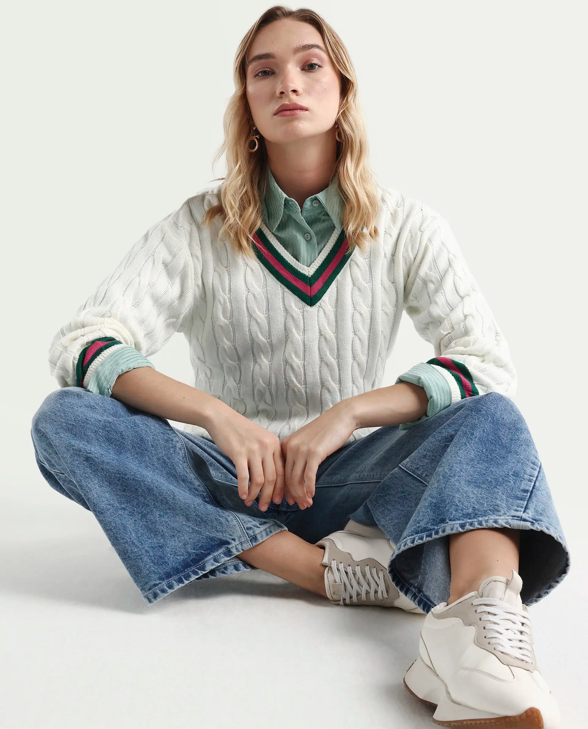 Rareism Women's Simaya Off White Acrylic V-Neck Plain Regular Fit Sweater