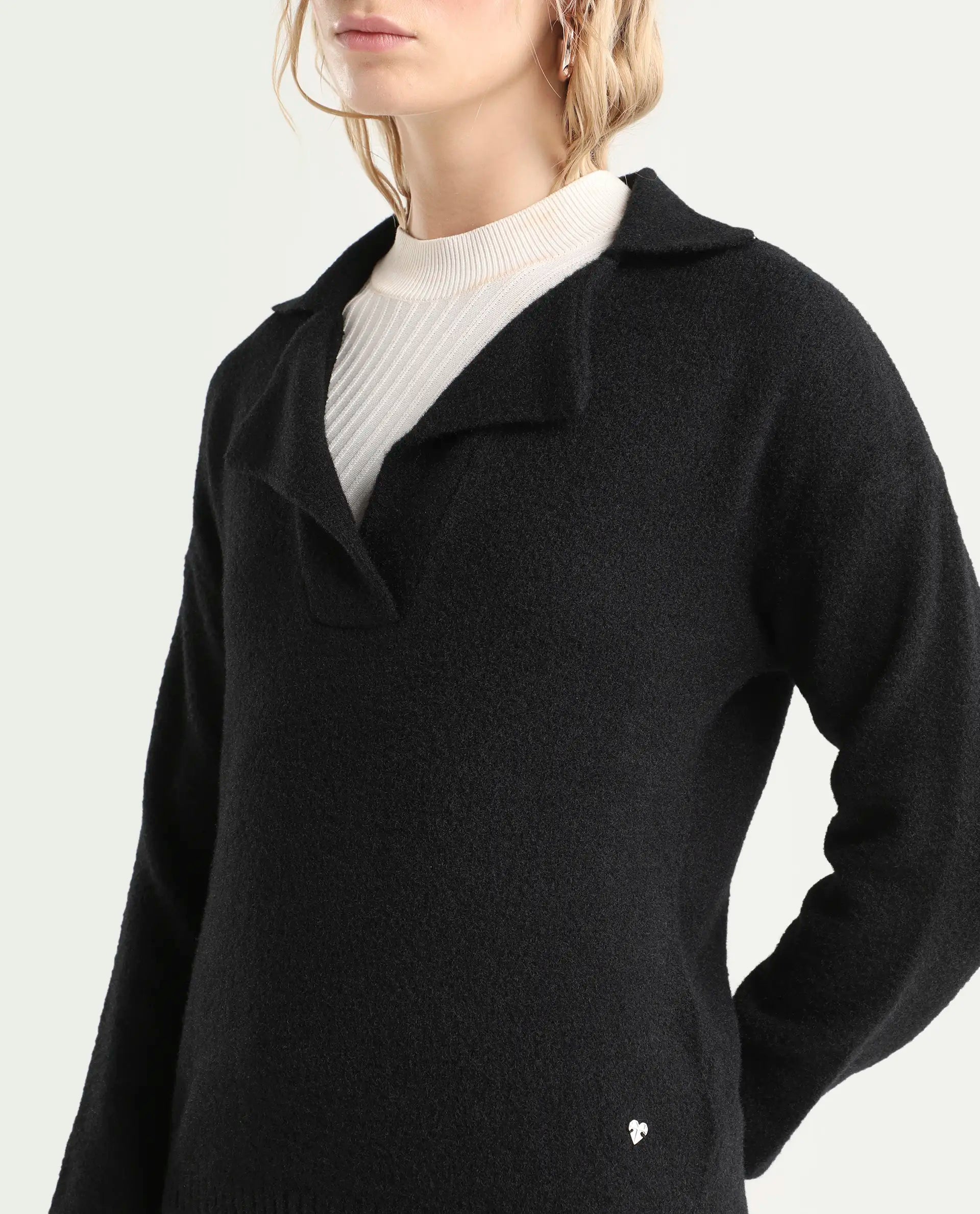Rareism Women's Sirnak Black Acrylic Spread Collar Plain Relaxed Fit Sweater