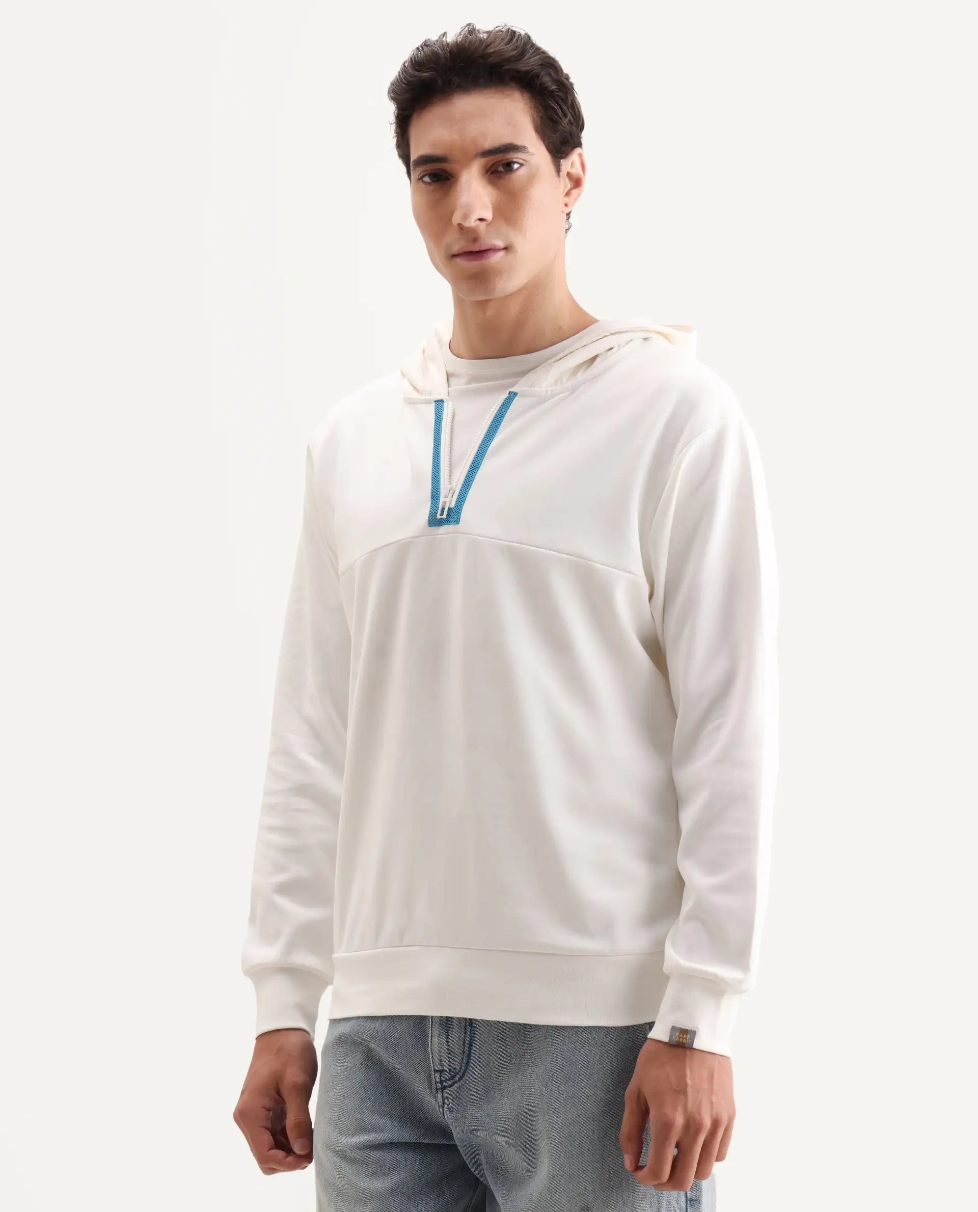 Rare Rabbit Men's Melt Off White Cotton Blend Plain Regular Fit Full Sleeve Hooded Sweatshirt
