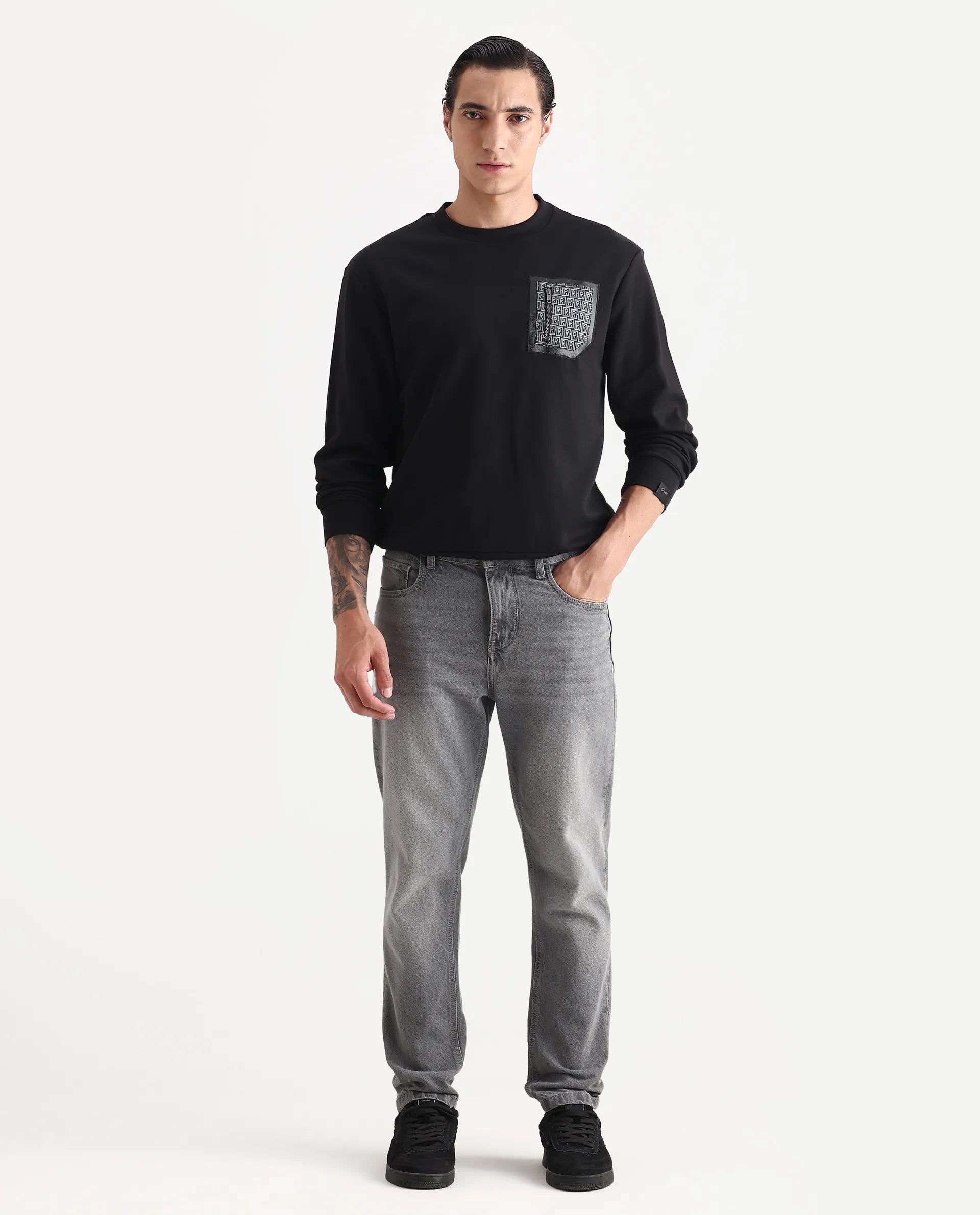 Rare Rabbit Men's Kevon Black Polyester Blend Plain Regular Fit Full Sleeve Crew Neck Sweatshirt