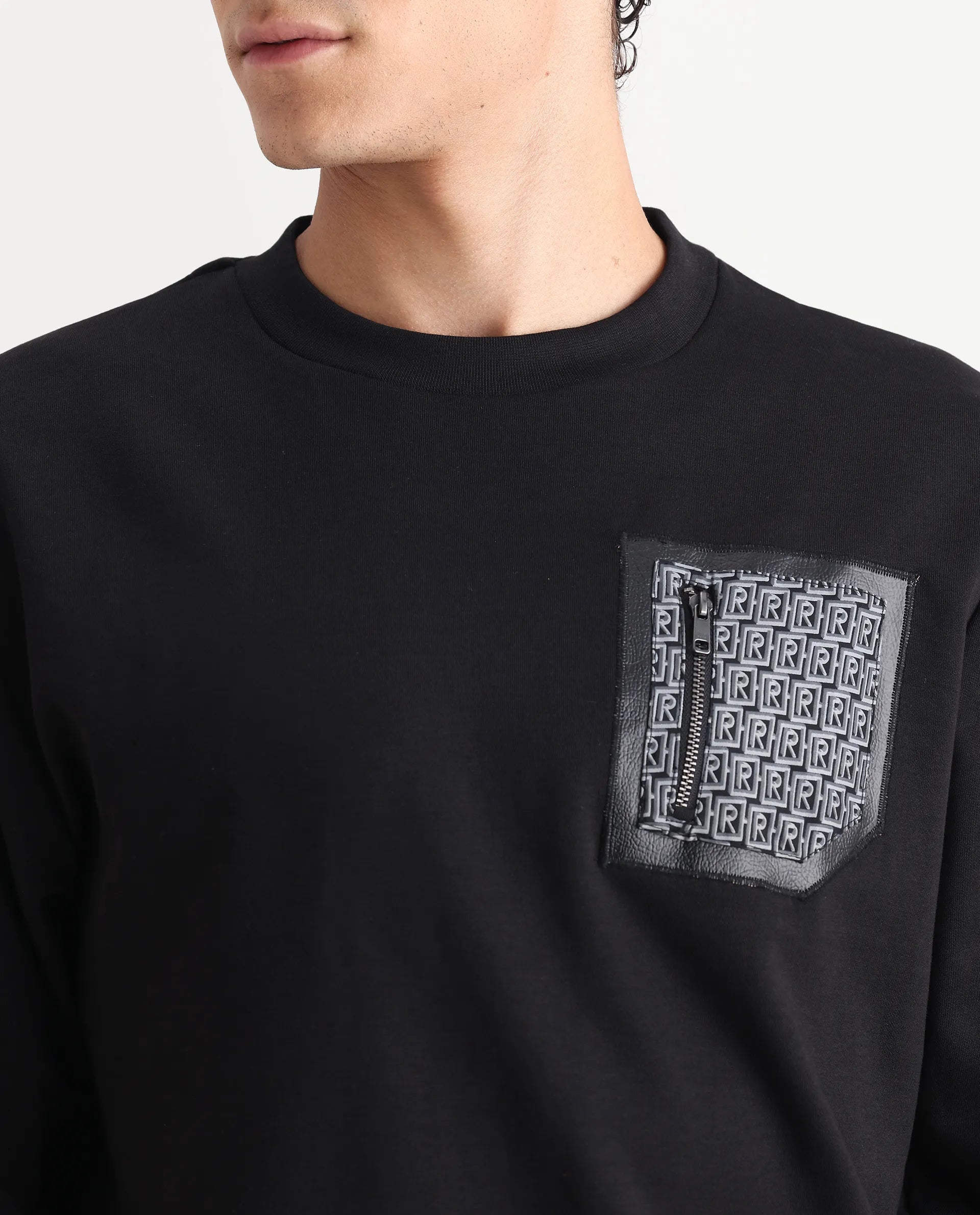 Rare Rabbit Men's Kevon Black Polyester Blend Plain Regular Fit Full Sleeve Crew Neck Sweatshirt