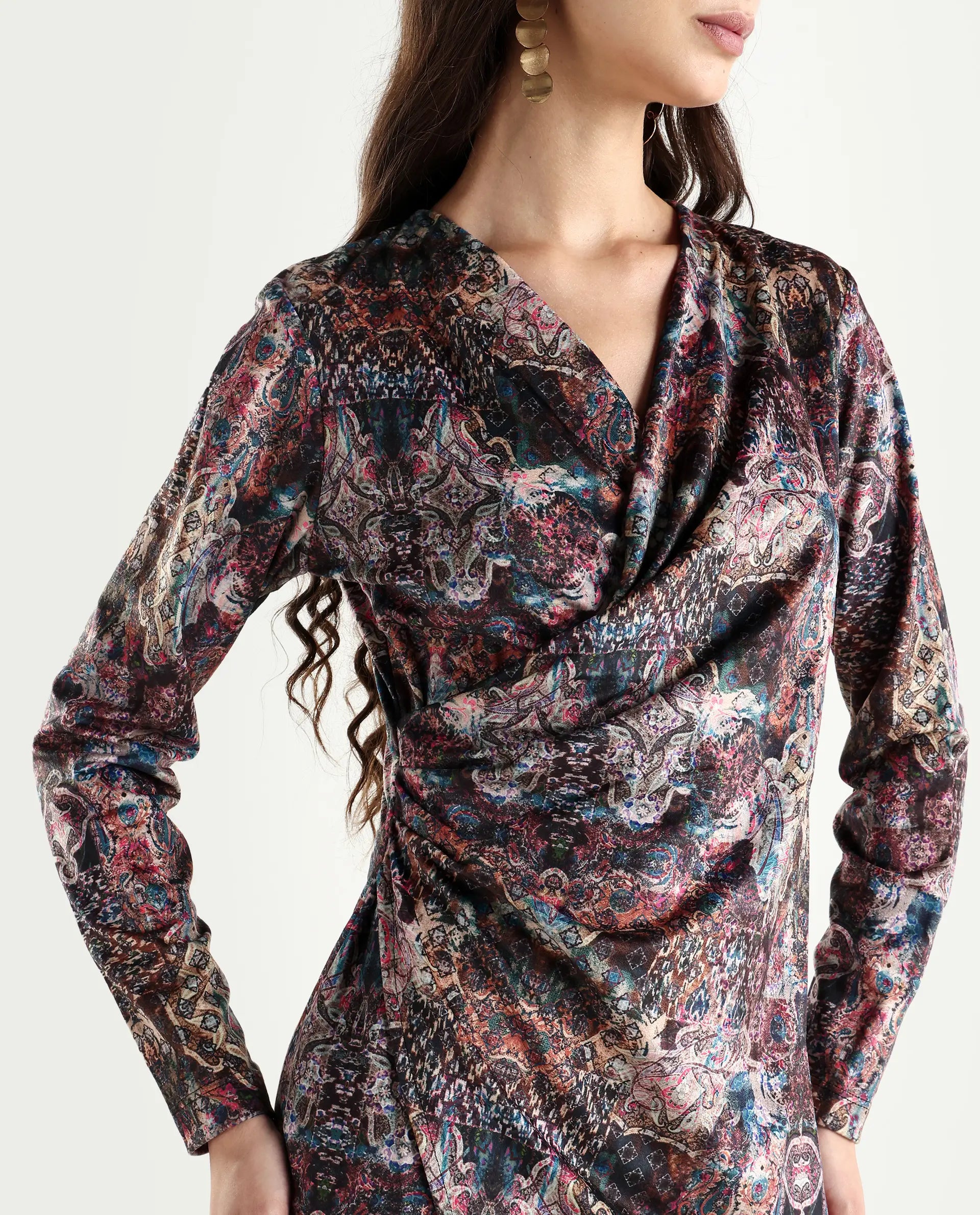 Rareism Women's Wekly Dark Multi Velvet V-Neck Abstract Print Midi Fitted Dress