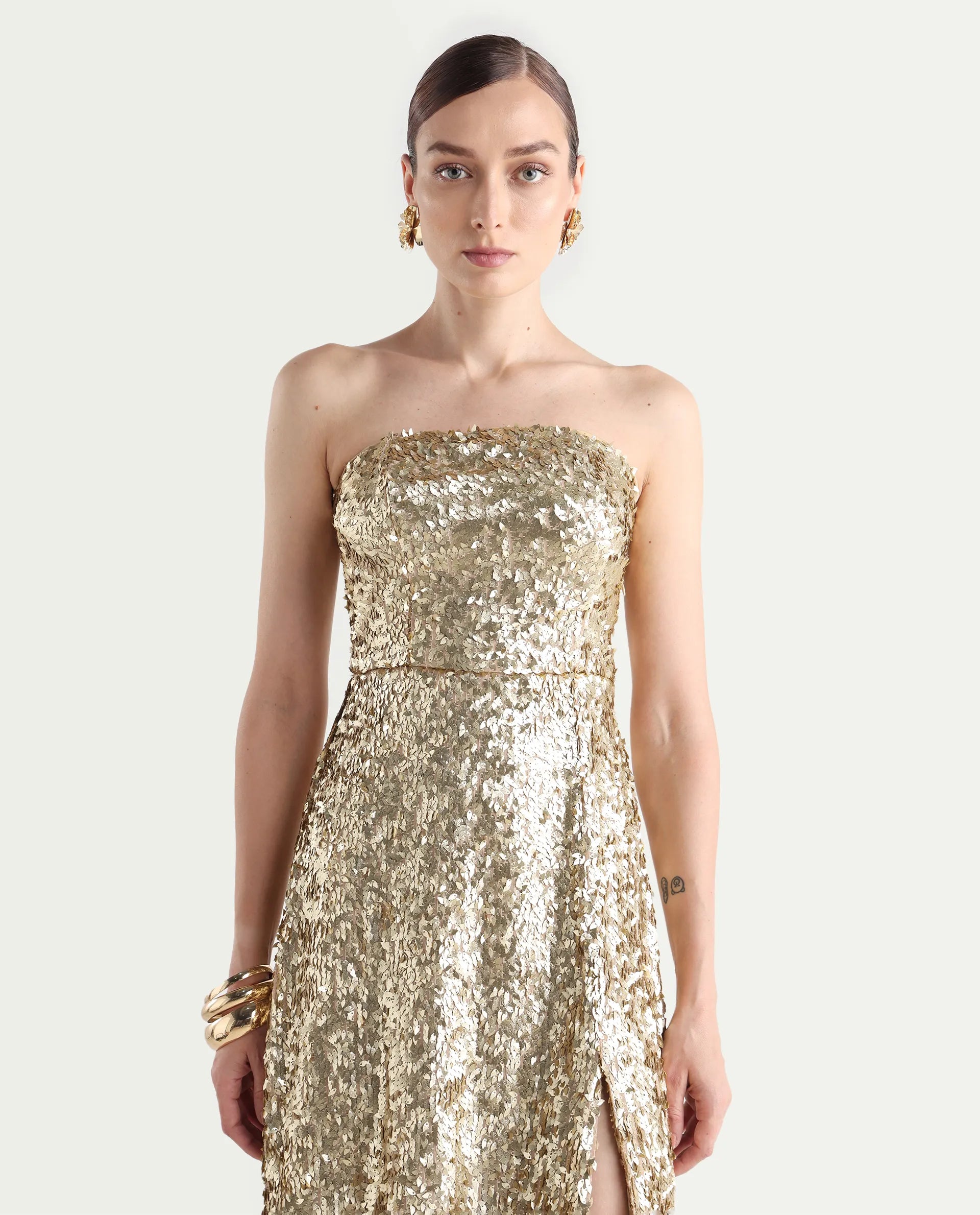 Rareism Women's Ganvi Metallic Polyester Tube Neck Sequined Sleeveless Midi Fitted Dress