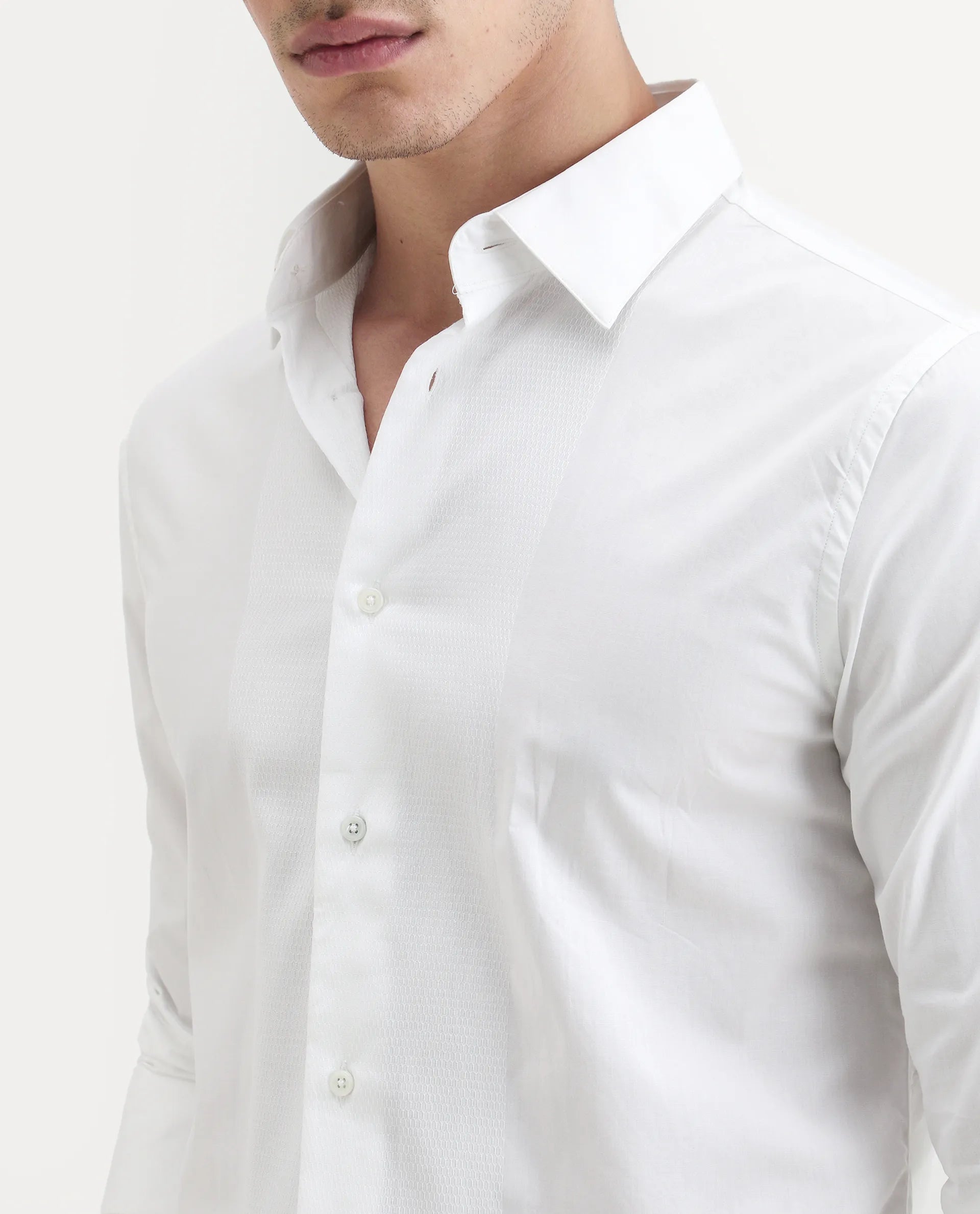 Rare Rabbit Men's Pedron White Cotton Plain Regular Fit Full Sleeve Collared Shirt
