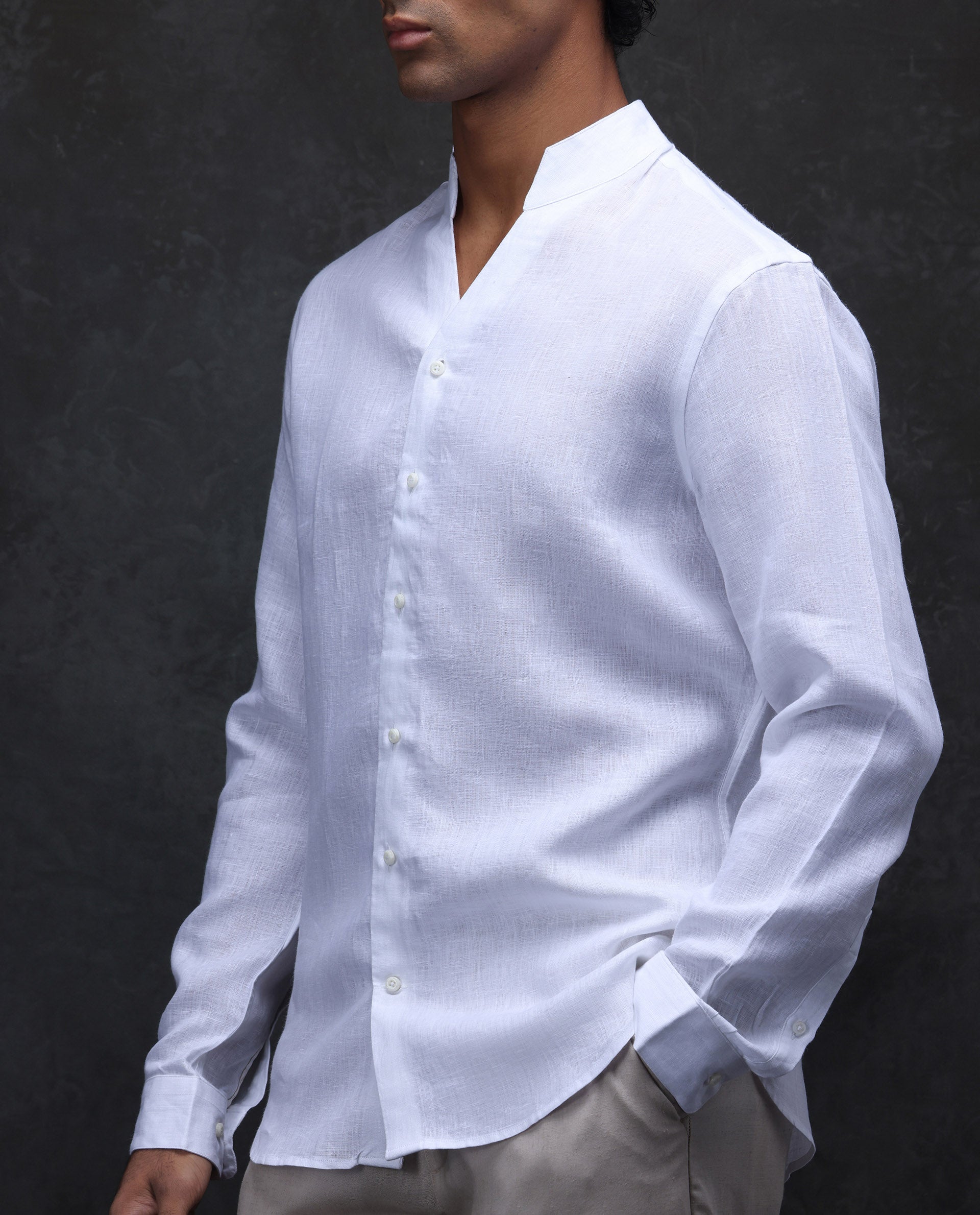 Rare Rabbit Men's Fig White 100% Linen Plain Regular Fit Full Sleeve Collared Shirt