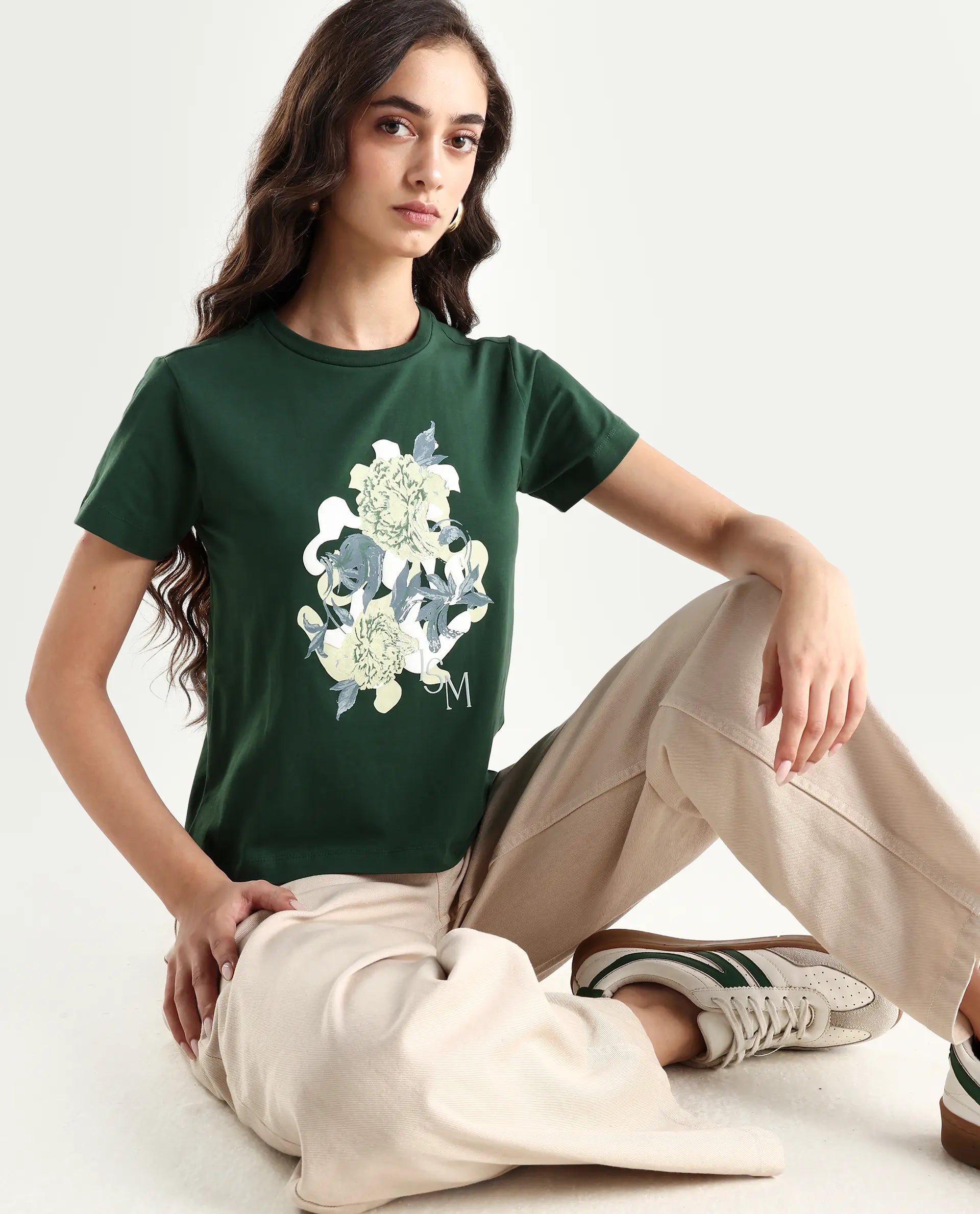 Rareism Women's Mirth Olive Cotton Blend Crew Neck Graphic Print Regular Fit T-Shirt