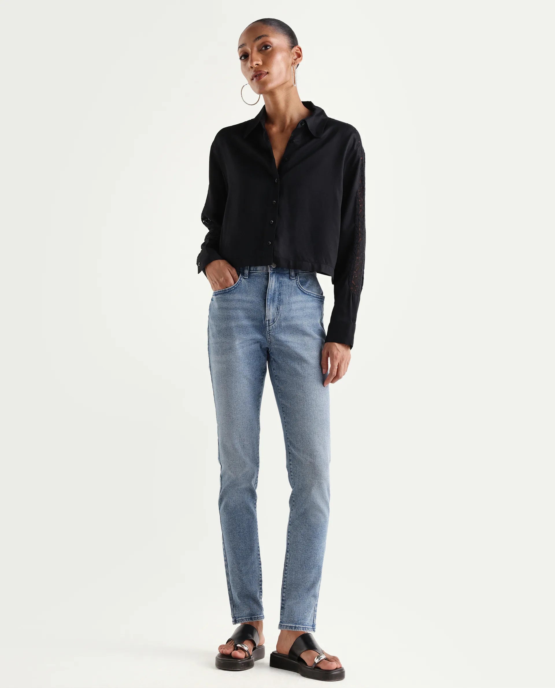 Rareism Women's Zingo Light Blue Cotton Blend Plain Ankle Length Skinny Fit Jeans