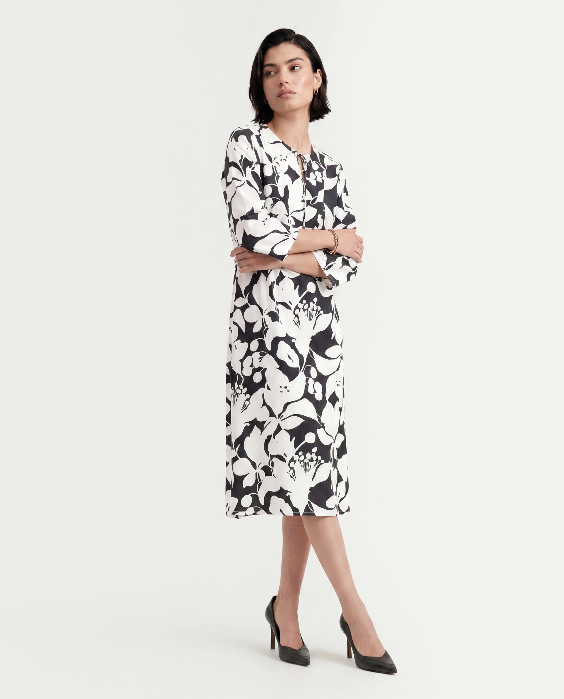 Rareism Women's Janzen Black Viscose Tie-Up Neck Floral Print Bell Sleeve Midi Straight Fit Dress