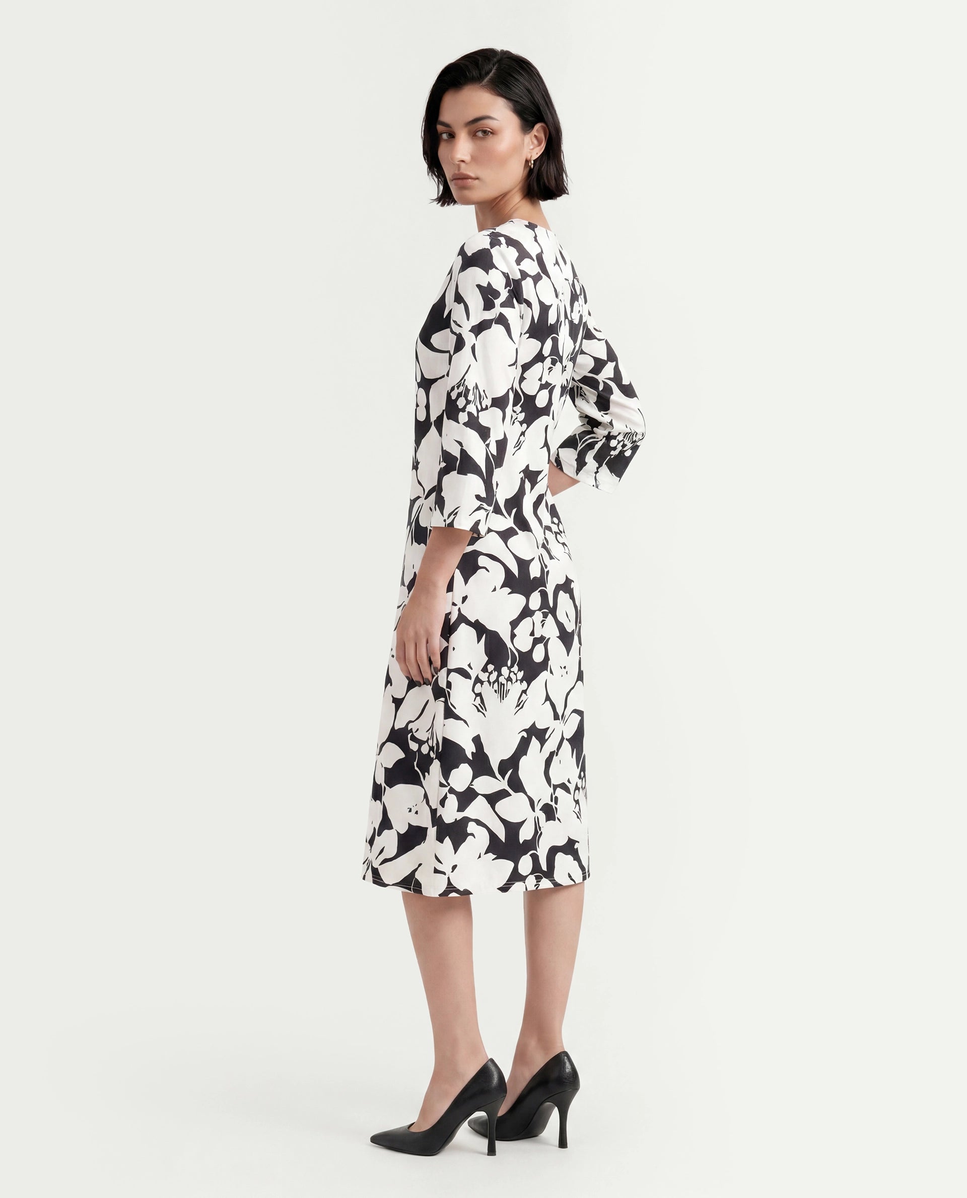 Rareism Women's Janzen Black Viscose Tie-Up Neck Floral Print Bell Sleeve Midi Straight Fit Dress