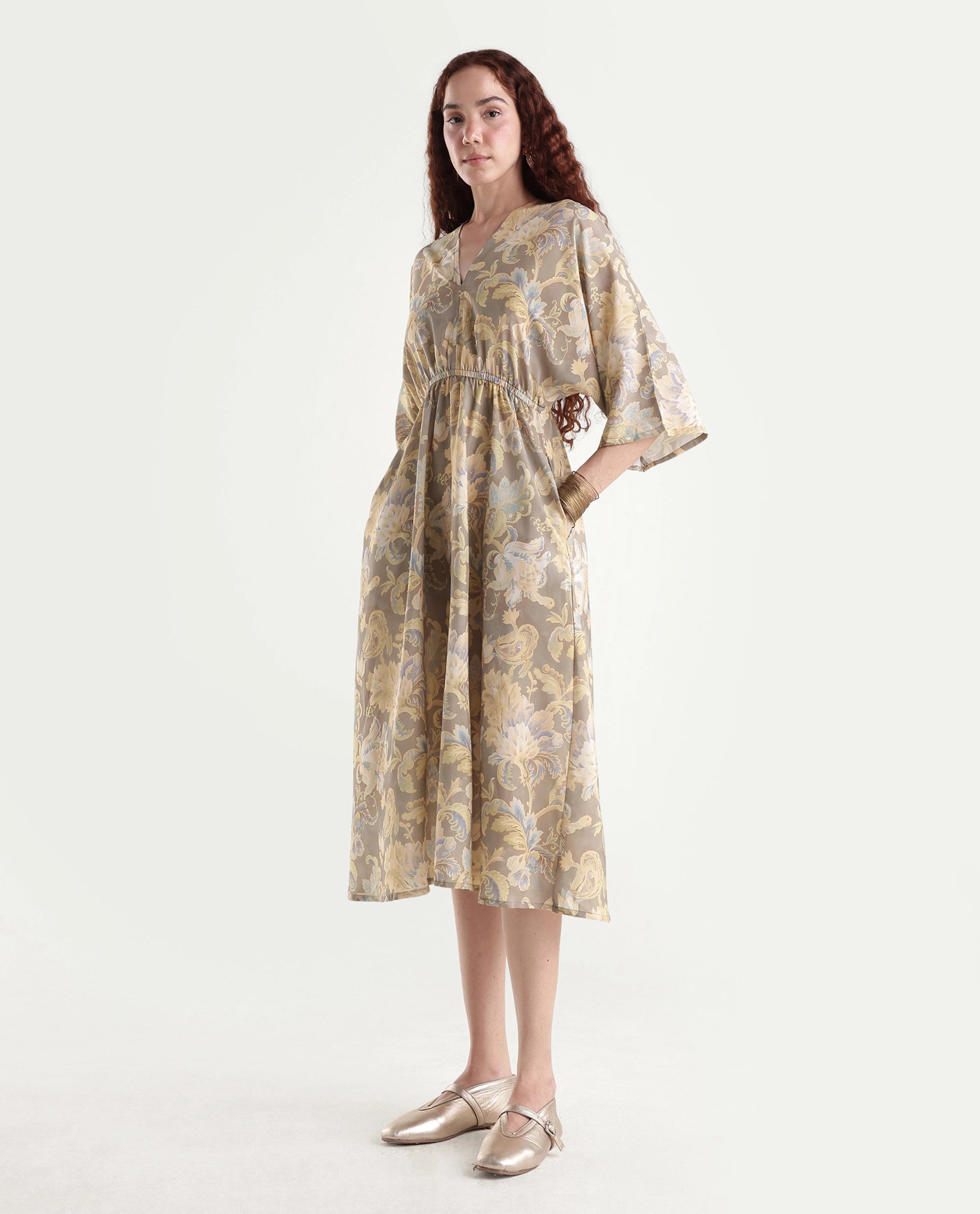 Rareism Women's Ronboh Dark Green Polyester V-Neck Floral Print Kimono Sleeve Knee Length Flared Dress