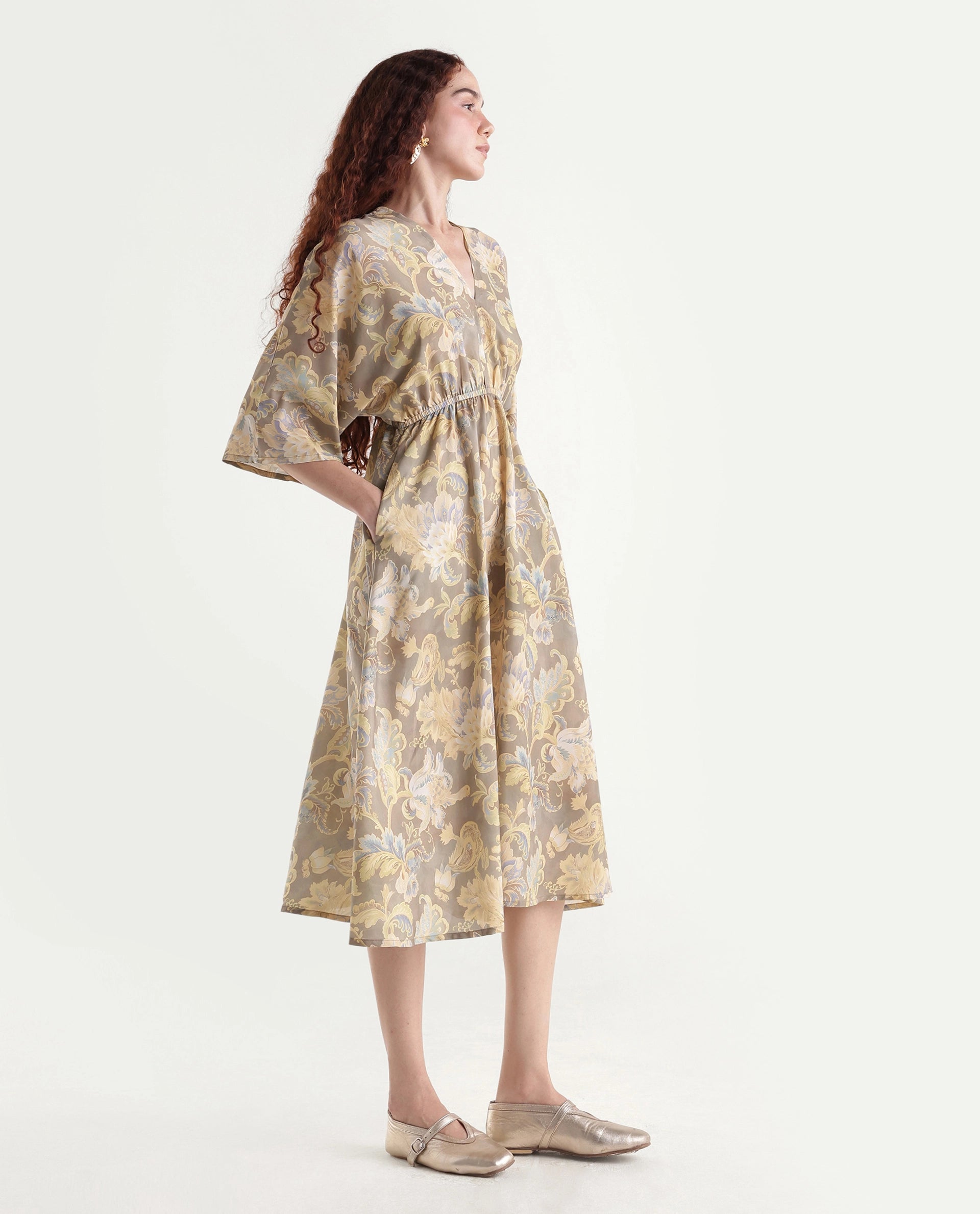 Rareism Women's Ronboh Dark Green Polyester V-Neck Floral Print Kimono Sleeve Knee Length Flared Dress