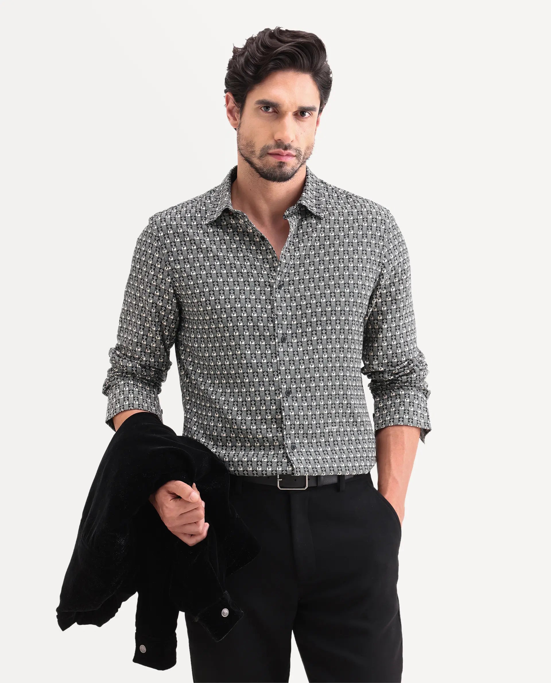 Rare Rabbit Men's Vitry-25 Black Viscose Blend Fabric Spread Collar Regular Fit Jacquard Shirt