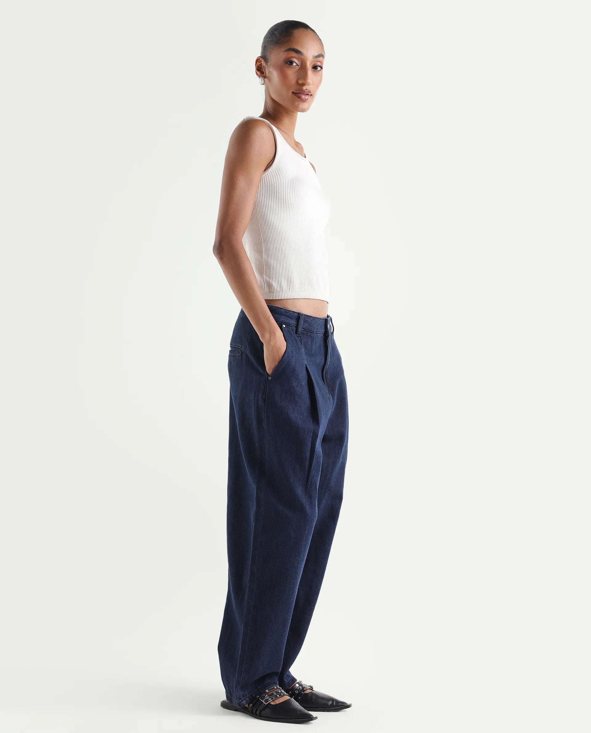 Rareism Women's Denop Dark Blue Cotton Tall Barrel Fit Plain Jeans