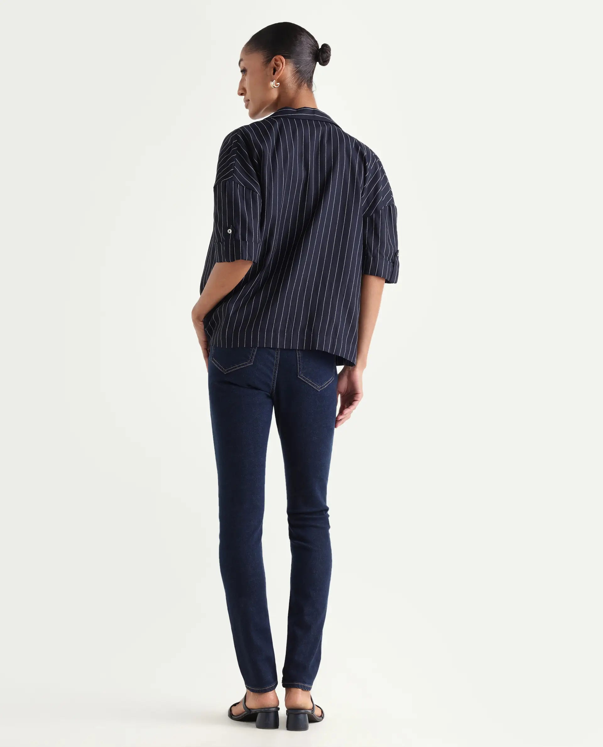 Rareism Women's Denyo Blue Cotton Blend Skinny Plain Jeans