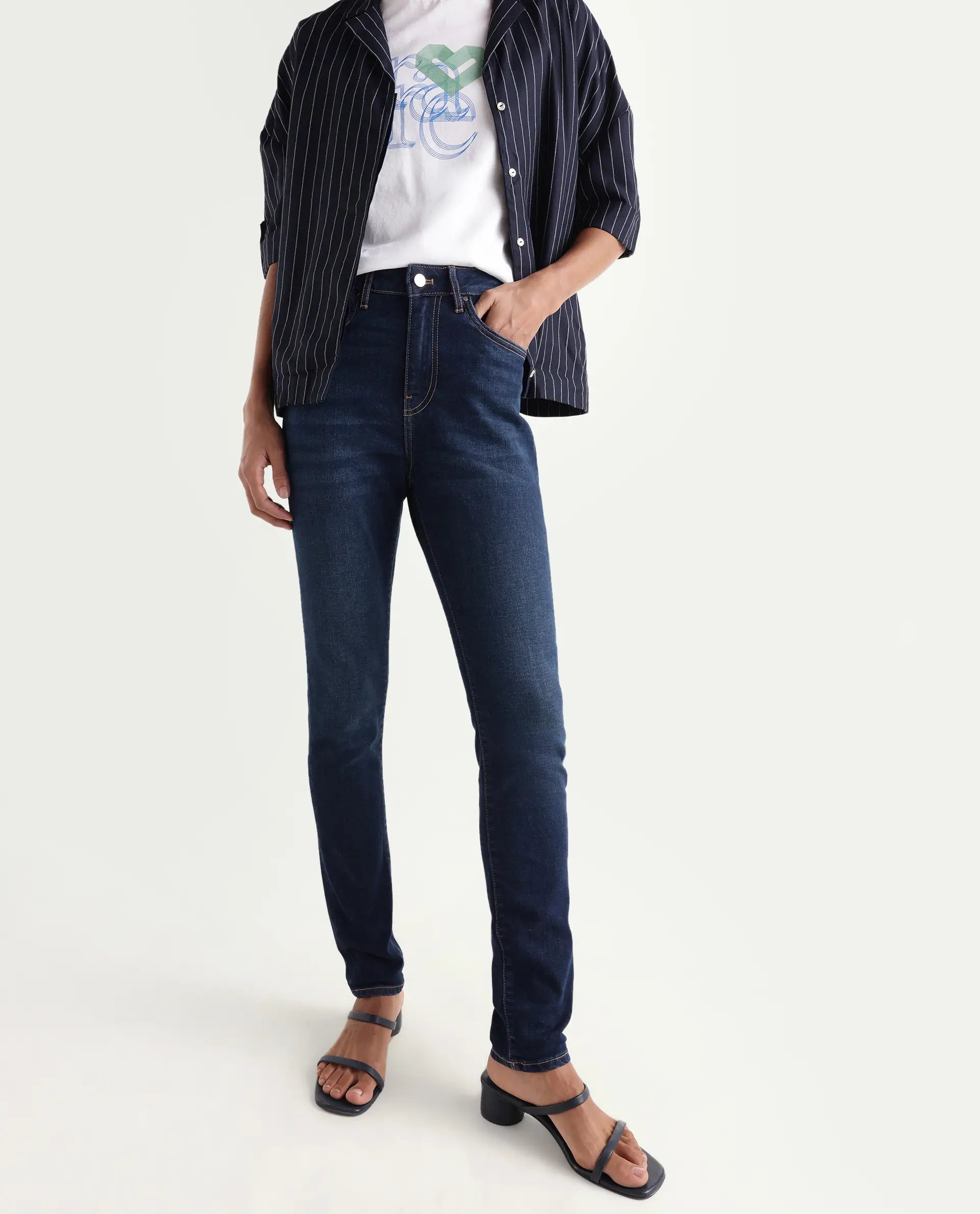Rareism Women's Denyo Blue Cotton Blend Skinny Plain Jeans