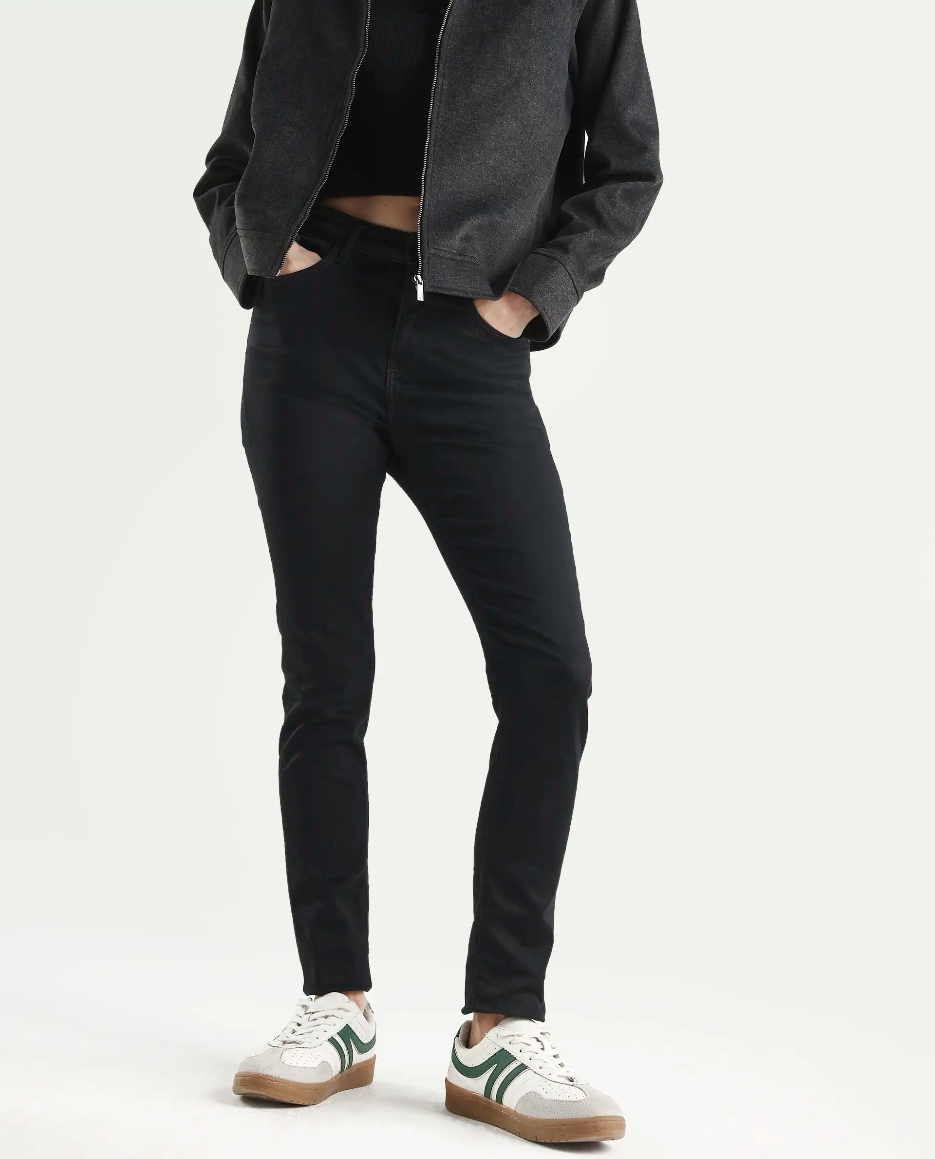 Rareism Women's Denzo Black Cotton Blend Skinny Plain Jeans