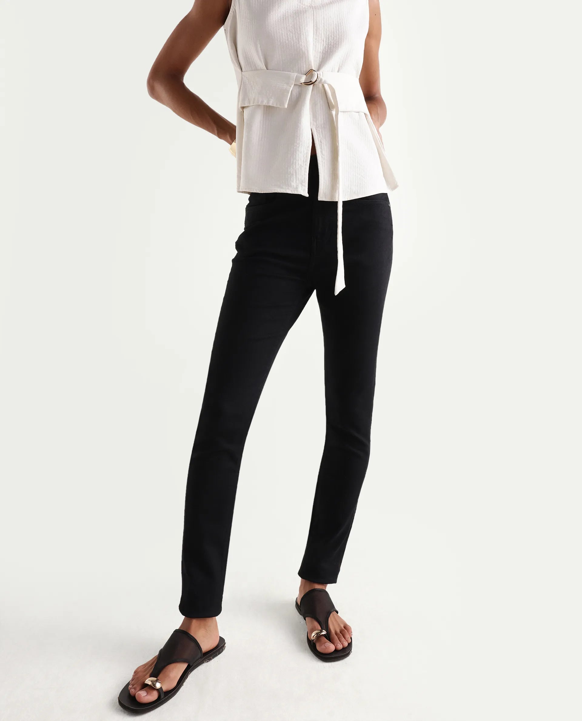 Rareism Women's Dengo Black Cotton Blend Skinny Plain Jeans