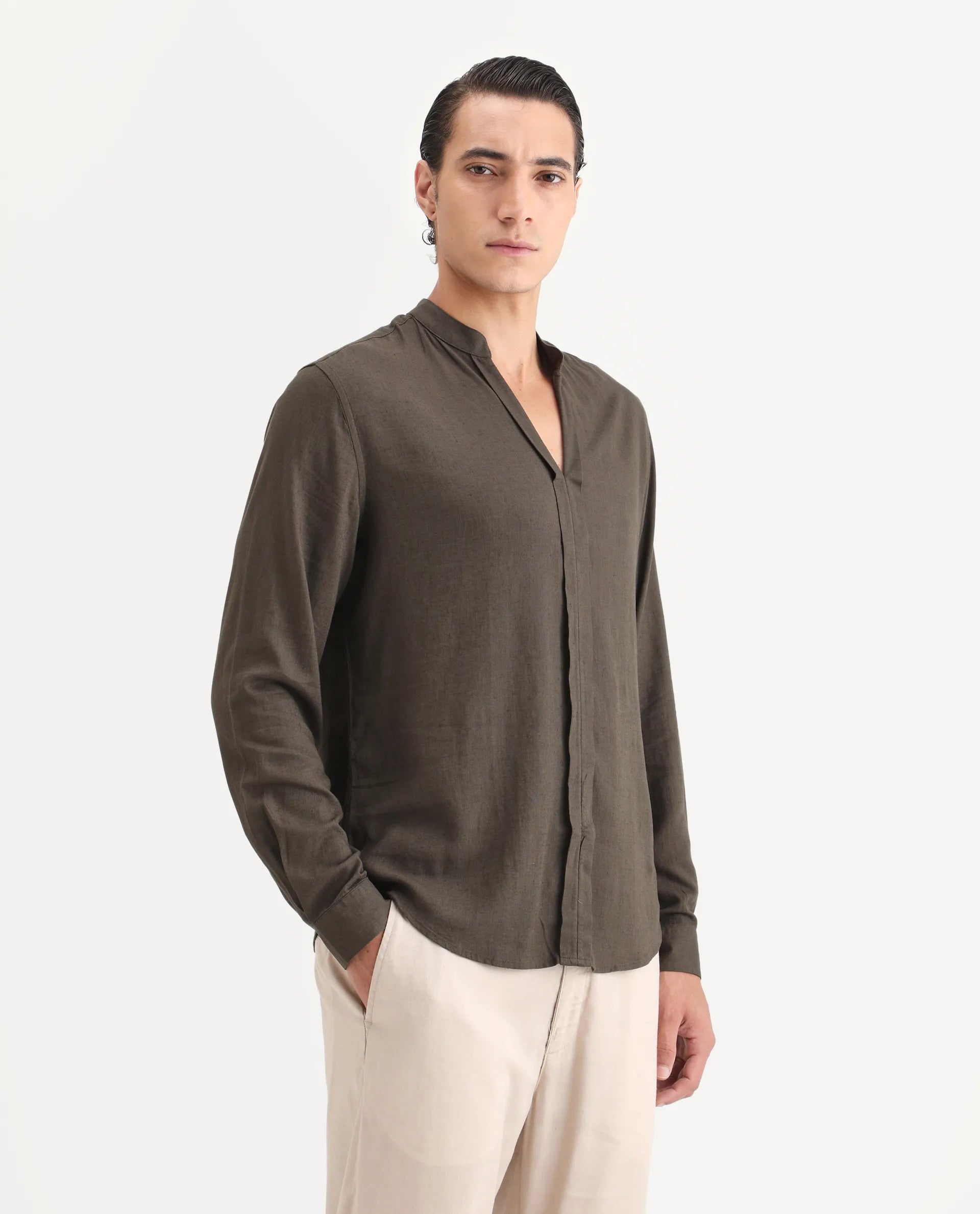 Rare Rabbit Men Kurt Dark Olive Linen Blend Fabric Full Sleeve Mandarin Collar Button Closure Plain Shirt