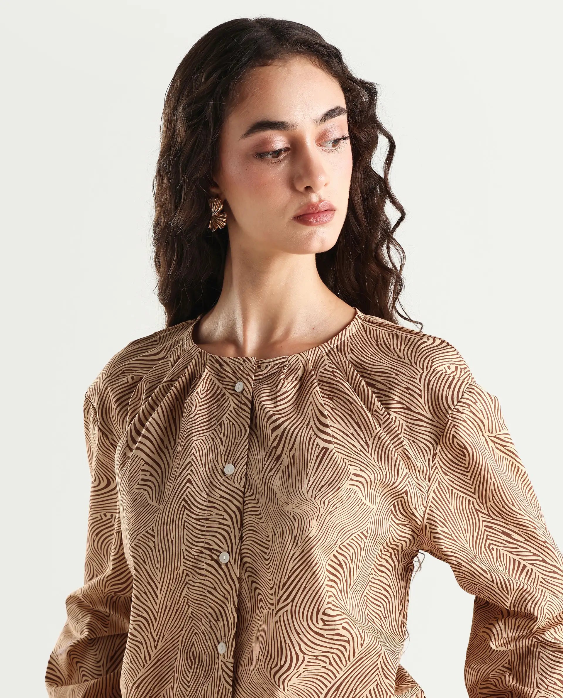 Rareism Women's Jaylone Sc Beige Cotton Crew Neck Geometric Print Cuffed Sleeve Regular Fit Top